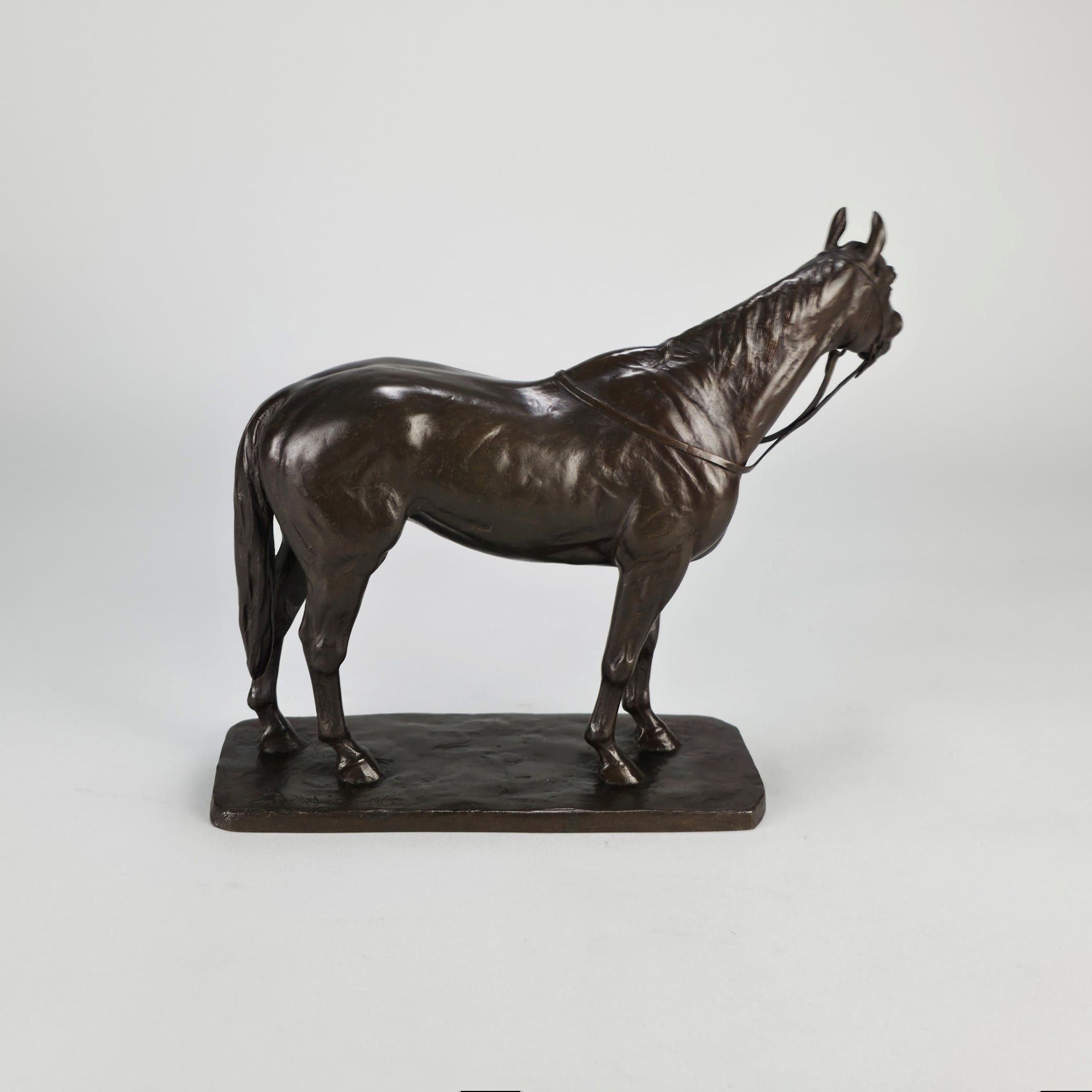Standing Horse Bronze by Itô Kunio - Hickmet Fine Arts