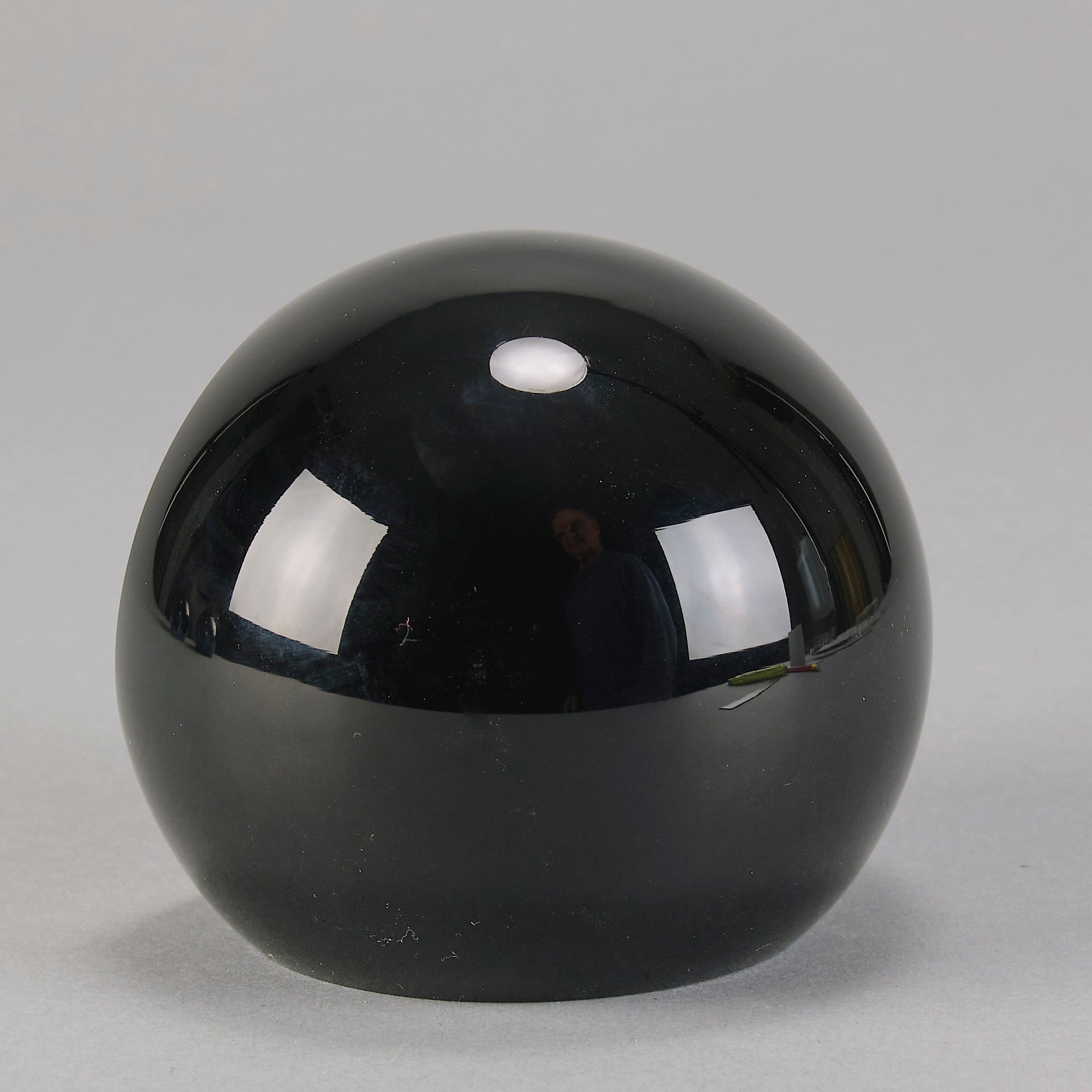 Aquarium Abelman Paperweight - Hickmet Fine Arts 