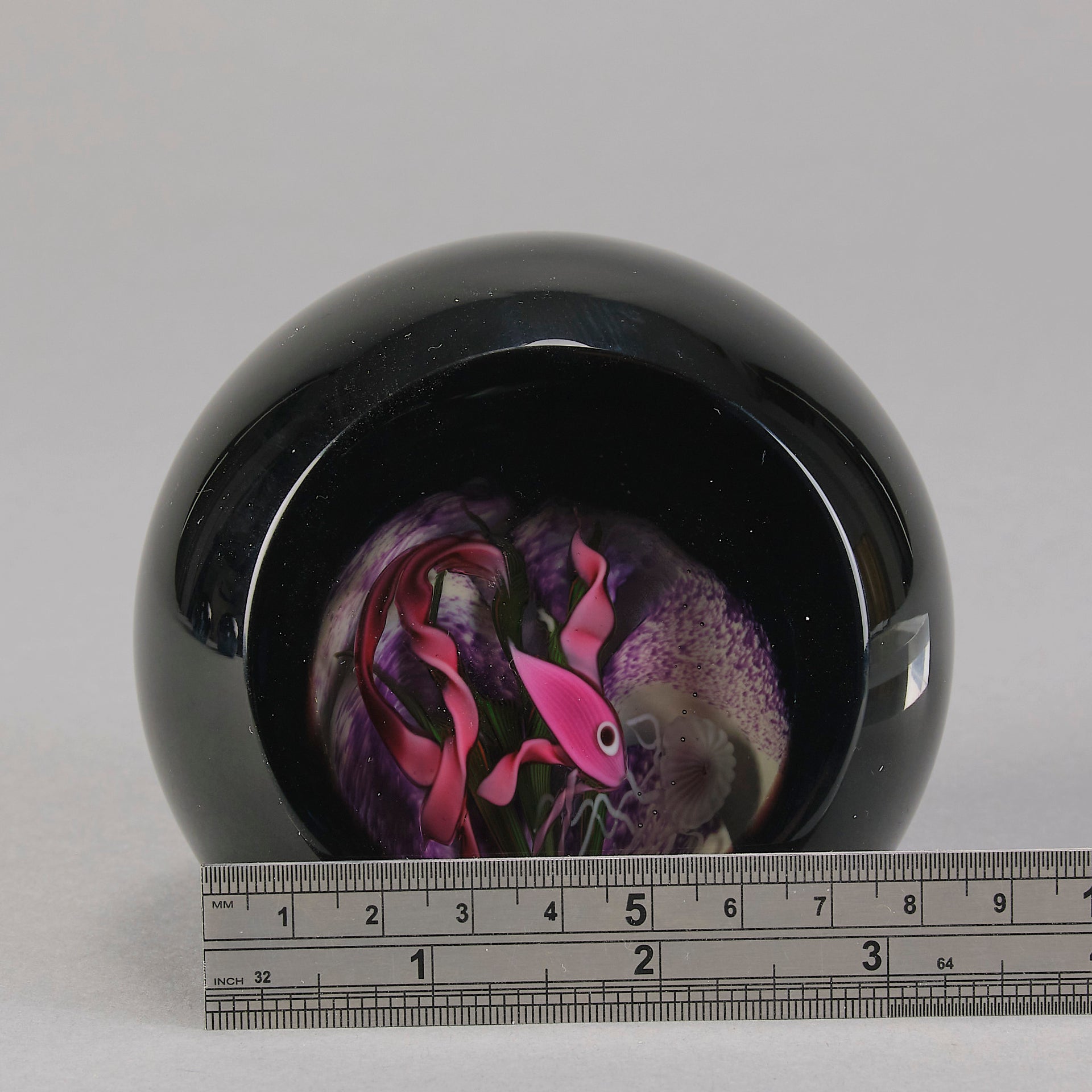 Aquarium Abelman Paperweight - Hickmet Fine Arts 