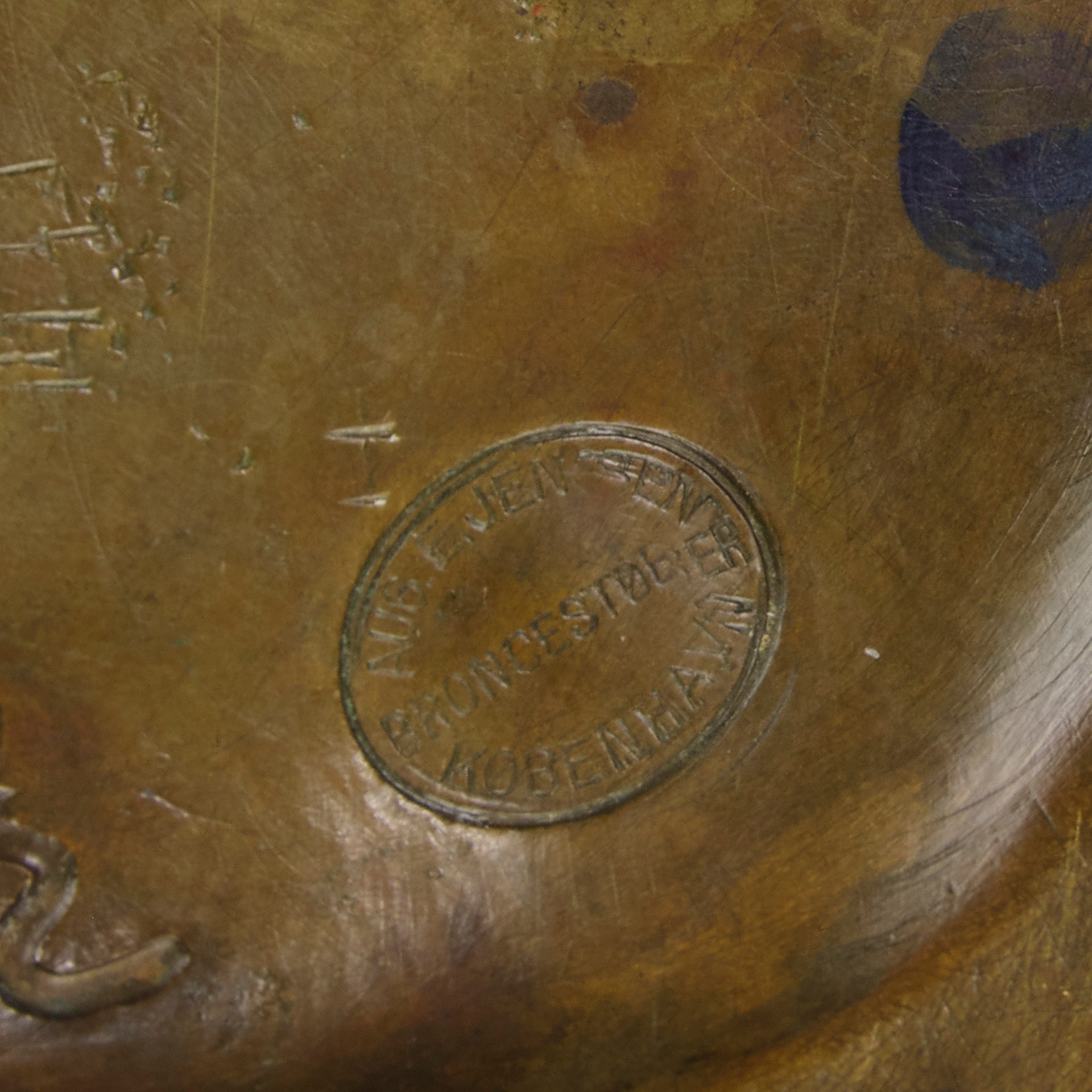 Danish Bronze - Peering Rabbit - Hickmet Fine Arts