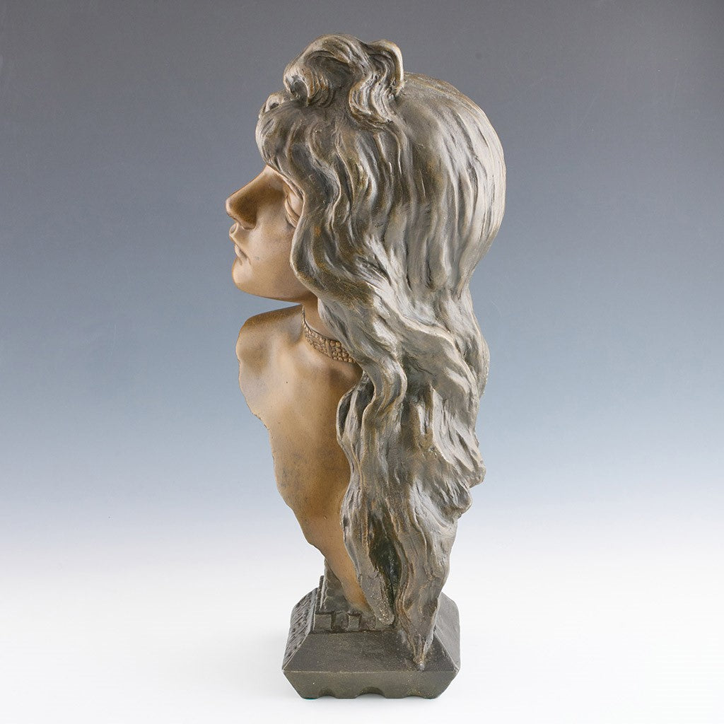 Villanis Chatelaine - Art Nouveau Bronze - Hickmet Fine Arts