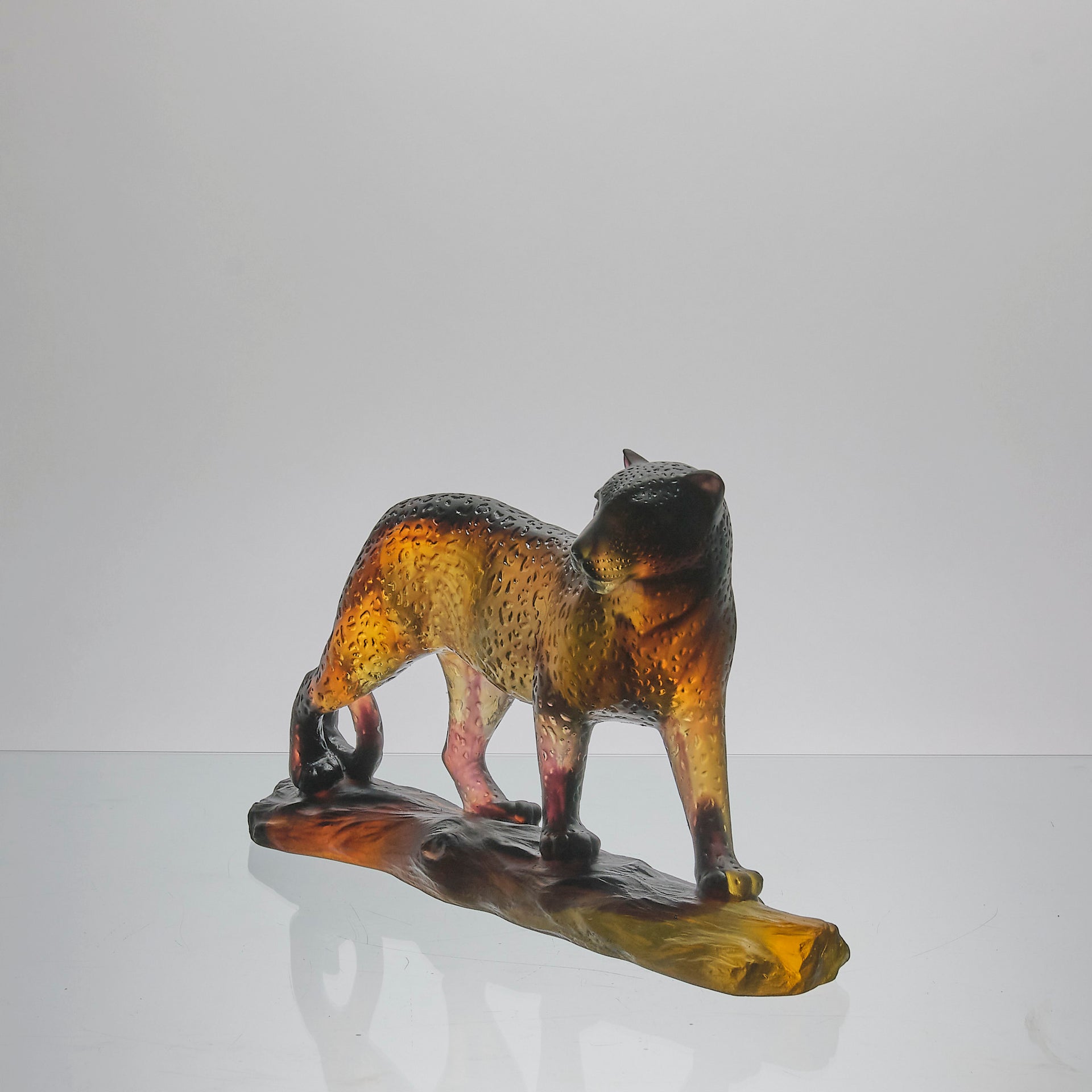 Daum pate de verre leopard