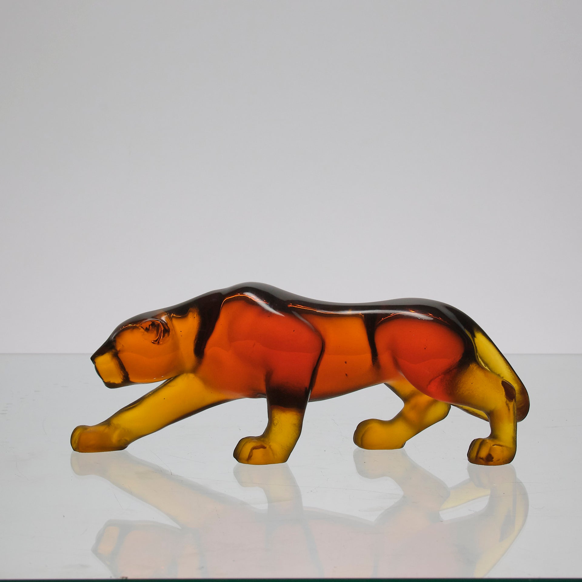 Small pate de verre panther by Daum
