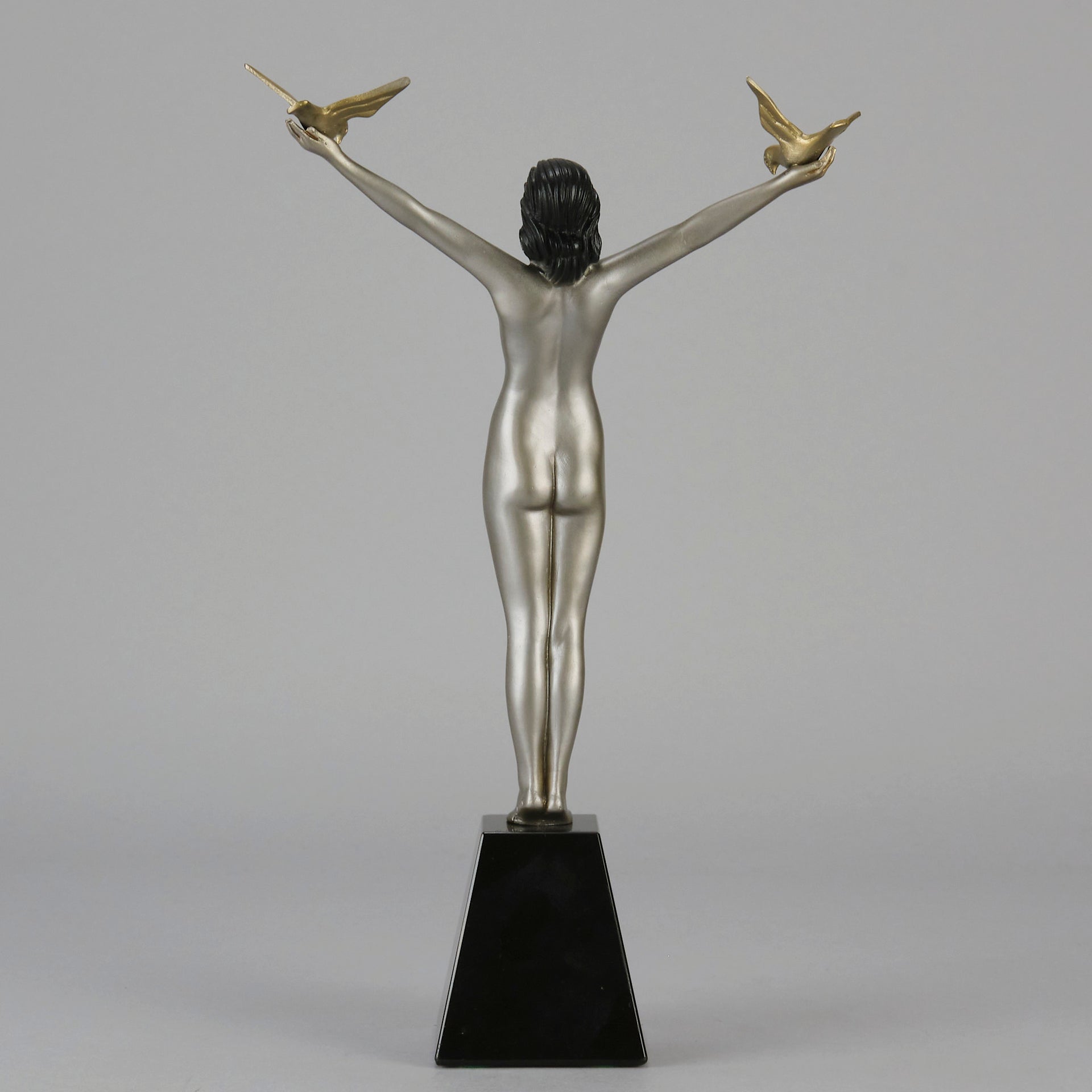 Chiparus Lady with Doves - Art Deco Figurines - Hickmet Fine Arts