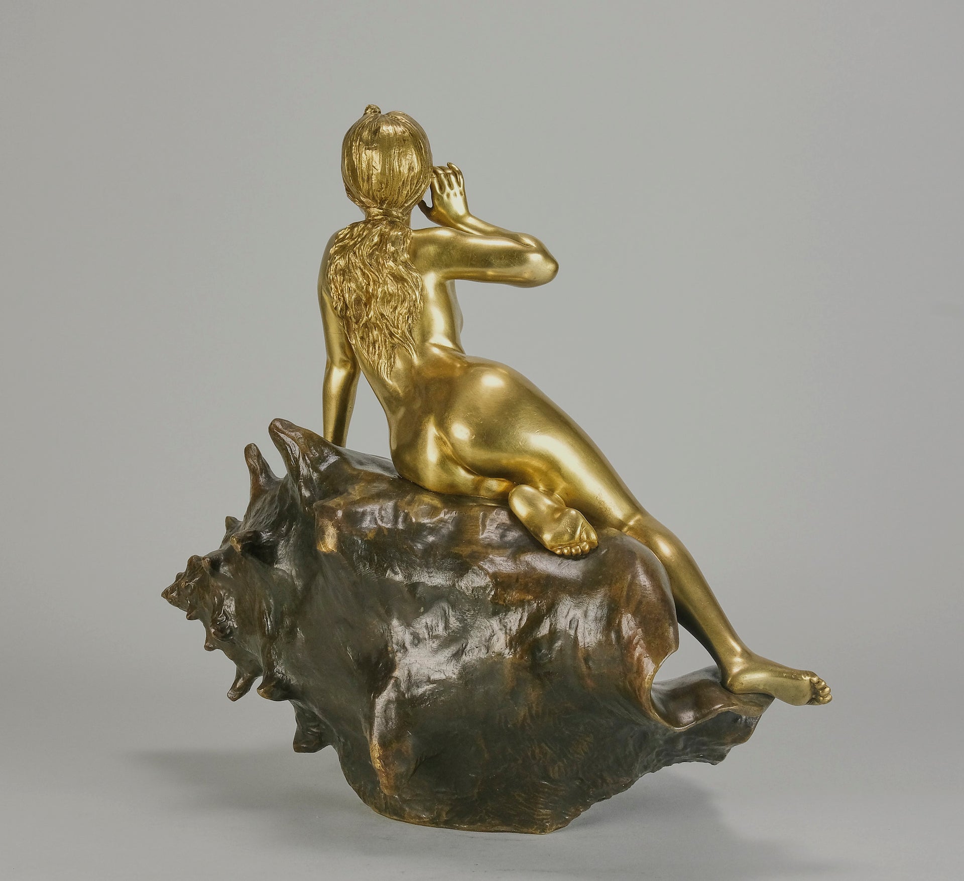 Villanis bronze the echo