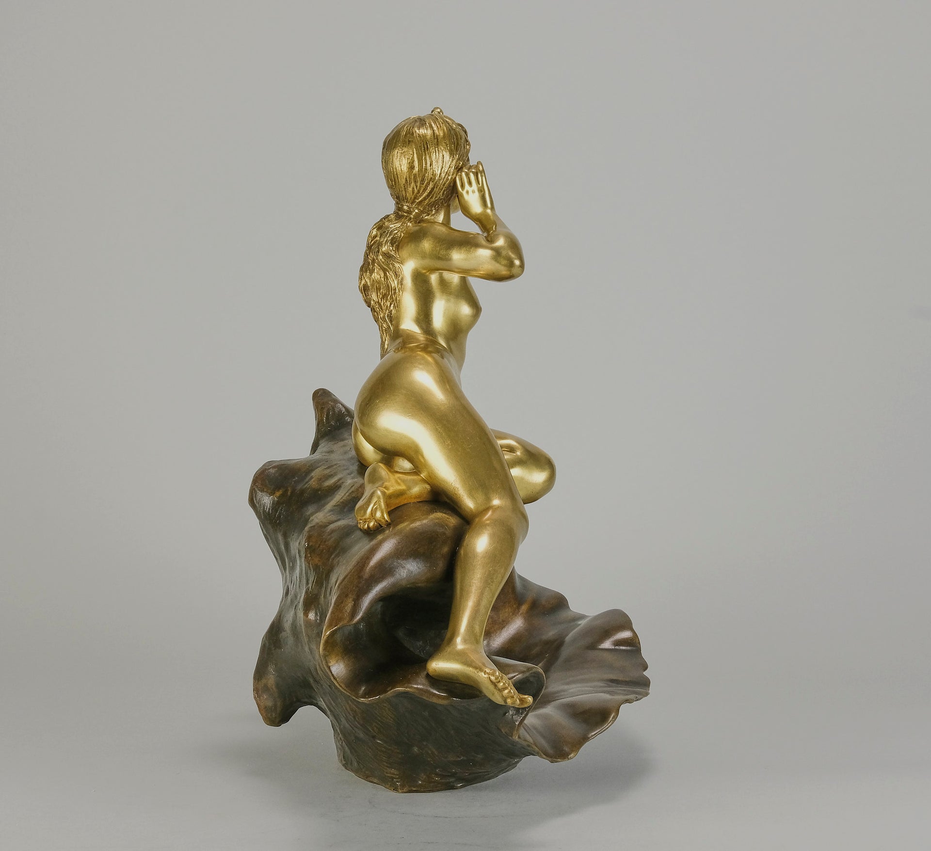 Villanis bronze the echo