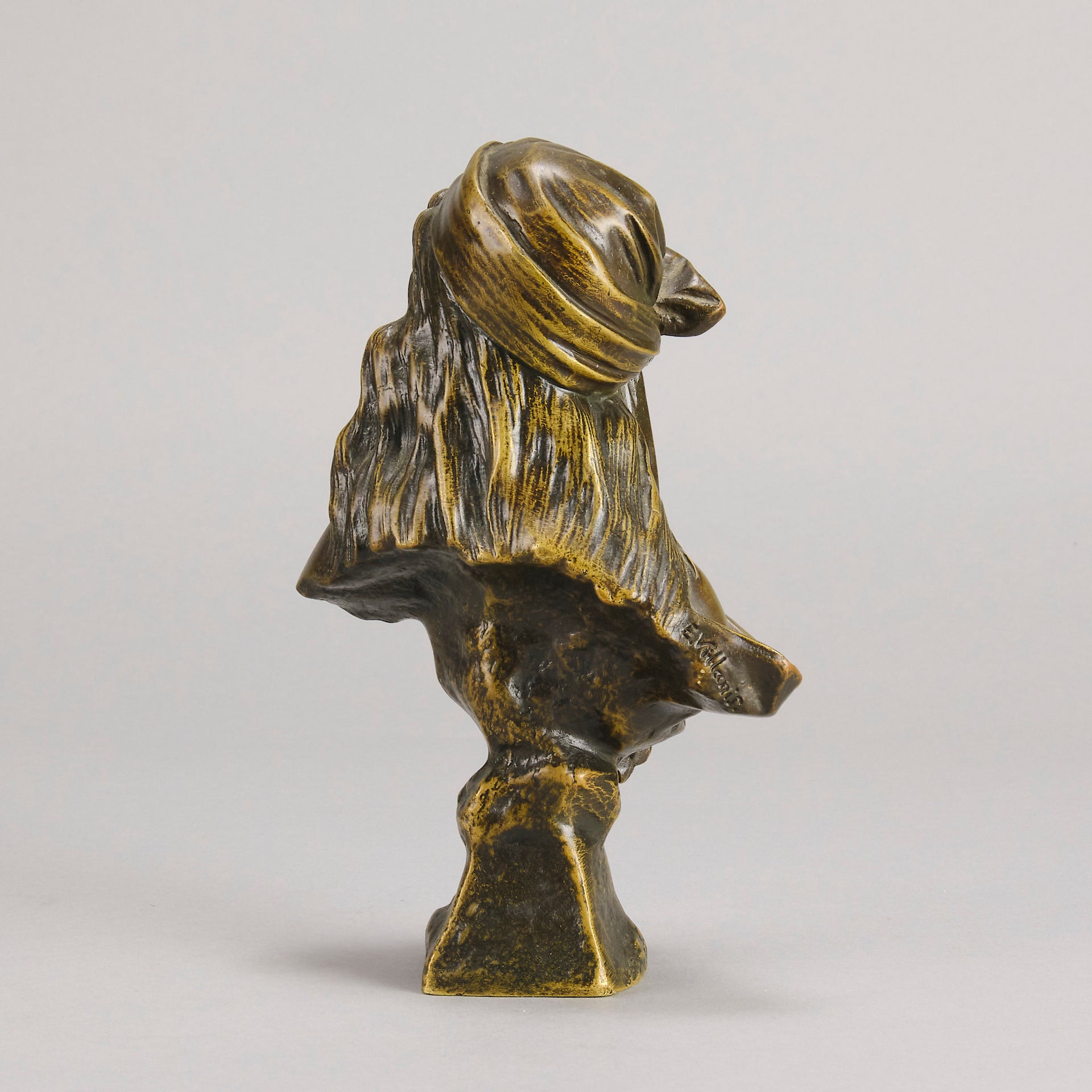 Bronze Miarka by Villanis