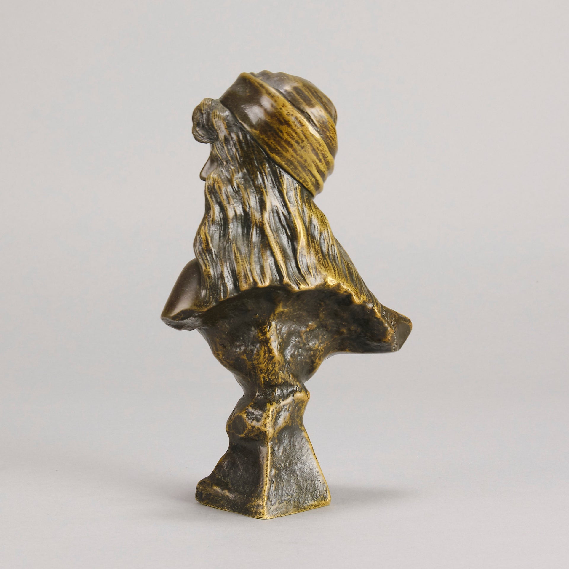 Bronze Miarka by Villanis