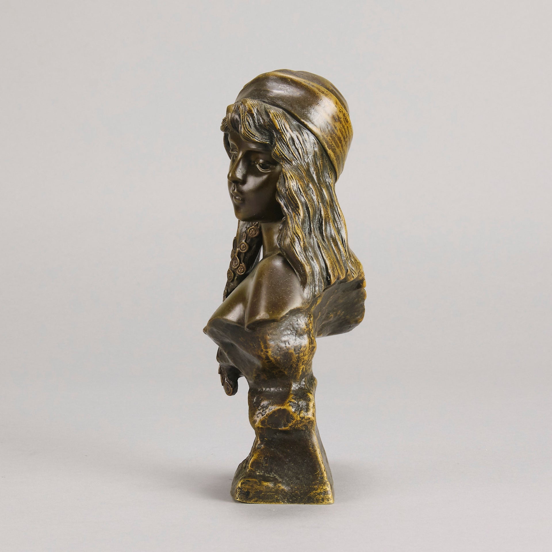 Bronze Miarka by Villanis