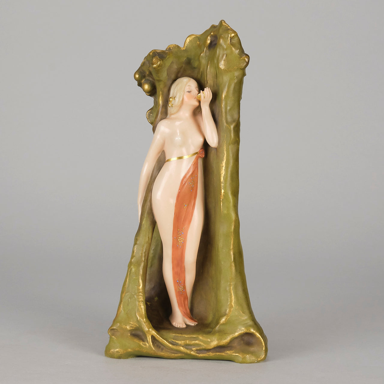 Ernst Wahliss Spill Vase - Hickmet Fine Arts 