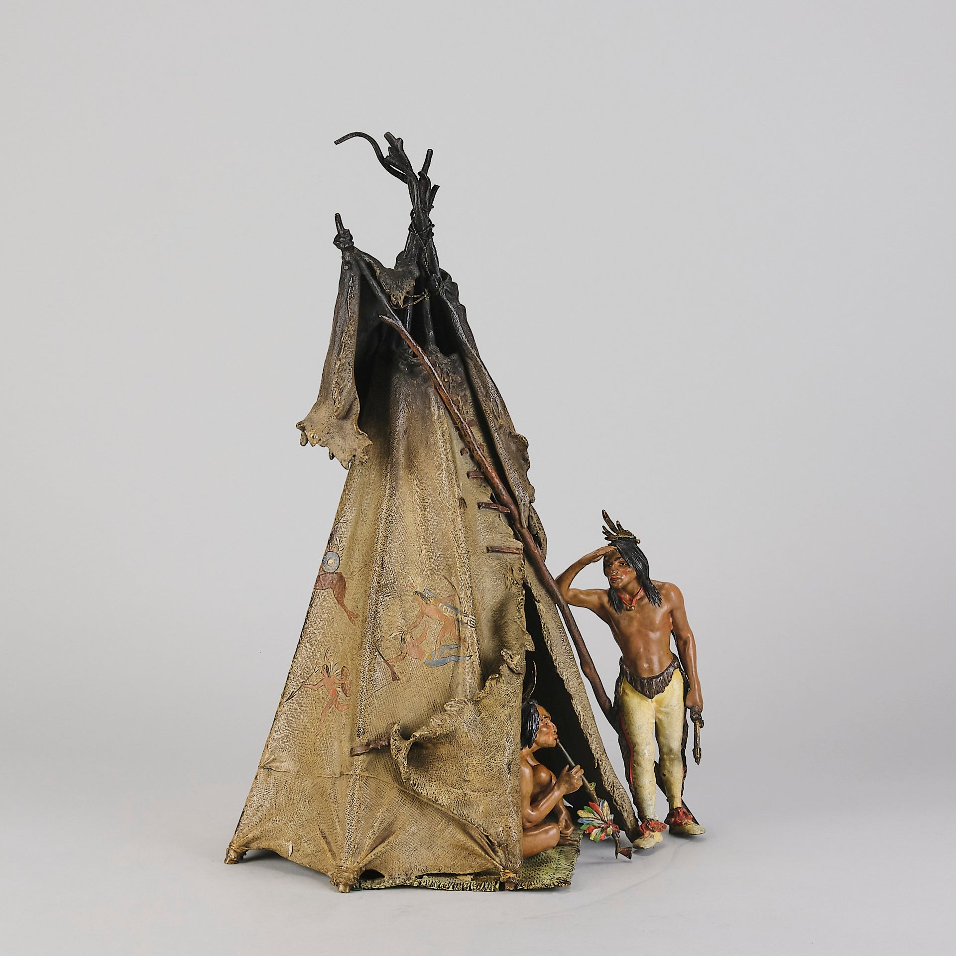 Bergman bronze teepee