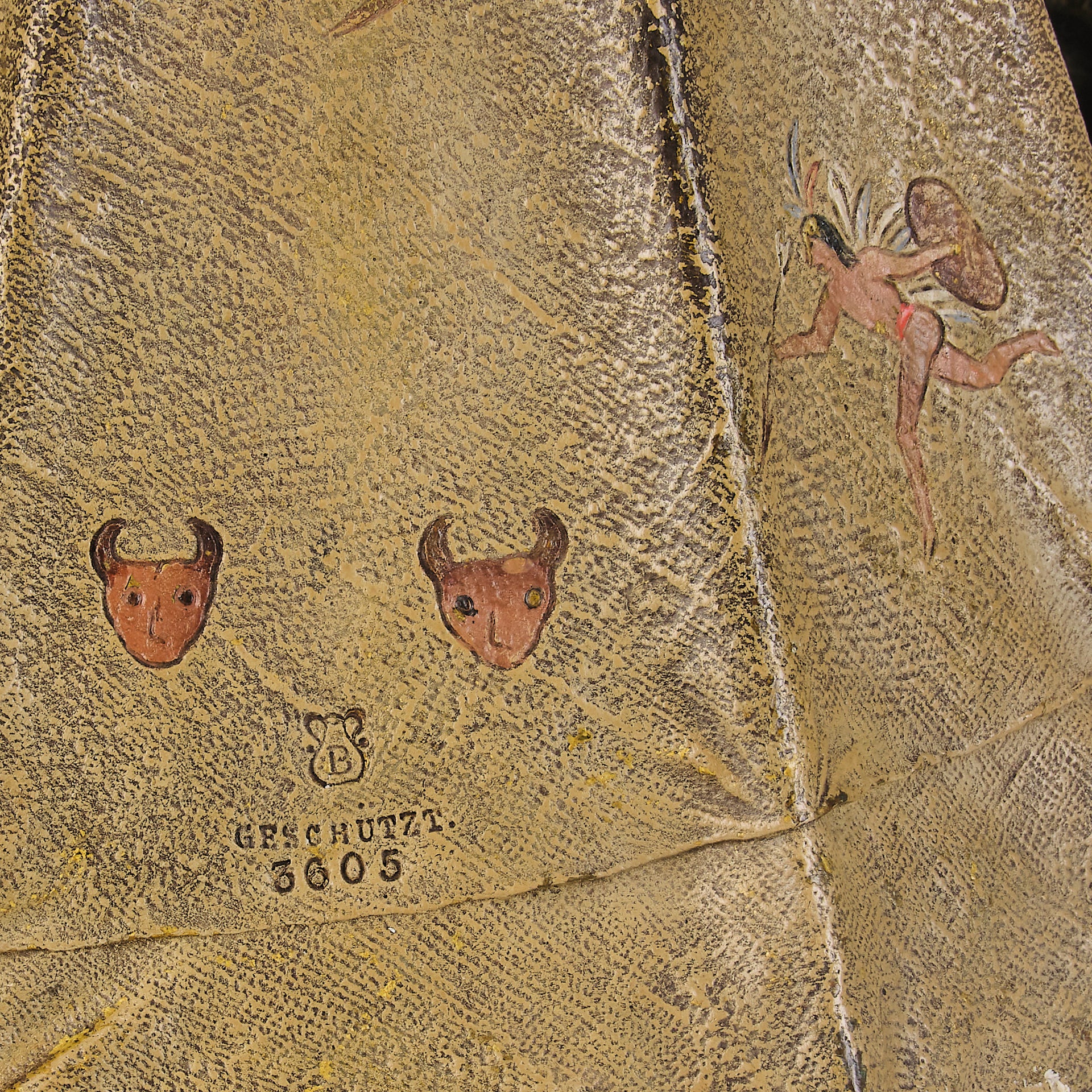 Bergman bronze teepee