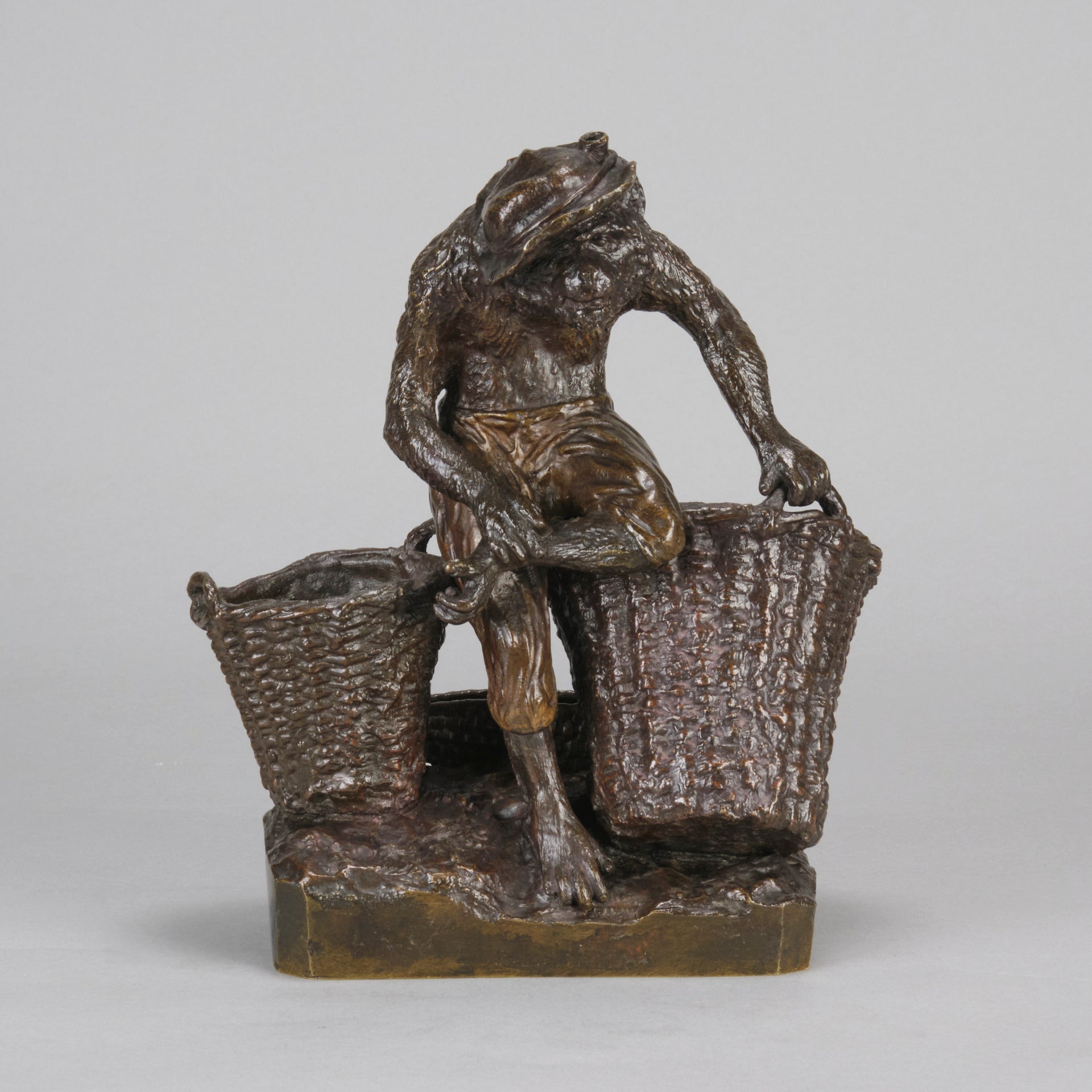 Christophe Fratin Bronze - Singe Avec des Paniers - Hickmet Fine Arts