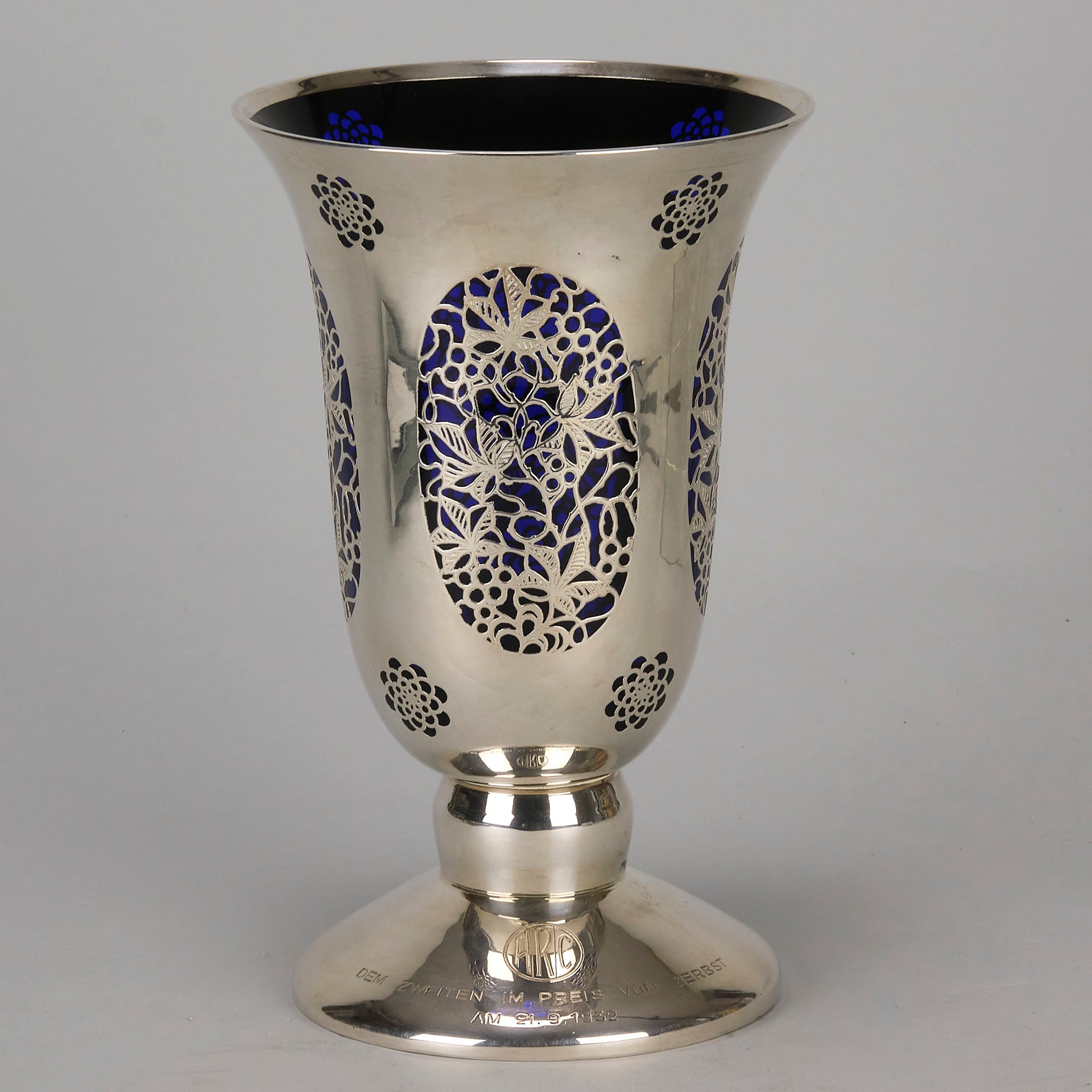 Friedrich Deusch Jean Beck Glass ARC Trophy Vase - Hickmet Fine Arts 