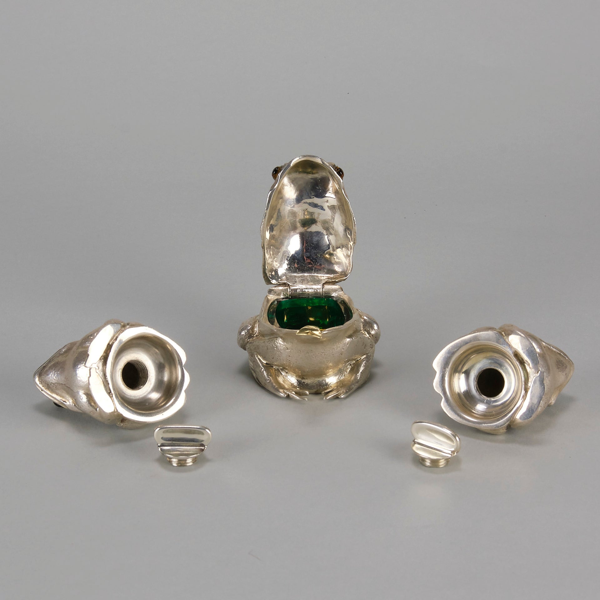 Frog Cruet Set by Joyce M Sharp - English Silver - Hickmet Fine Arts 