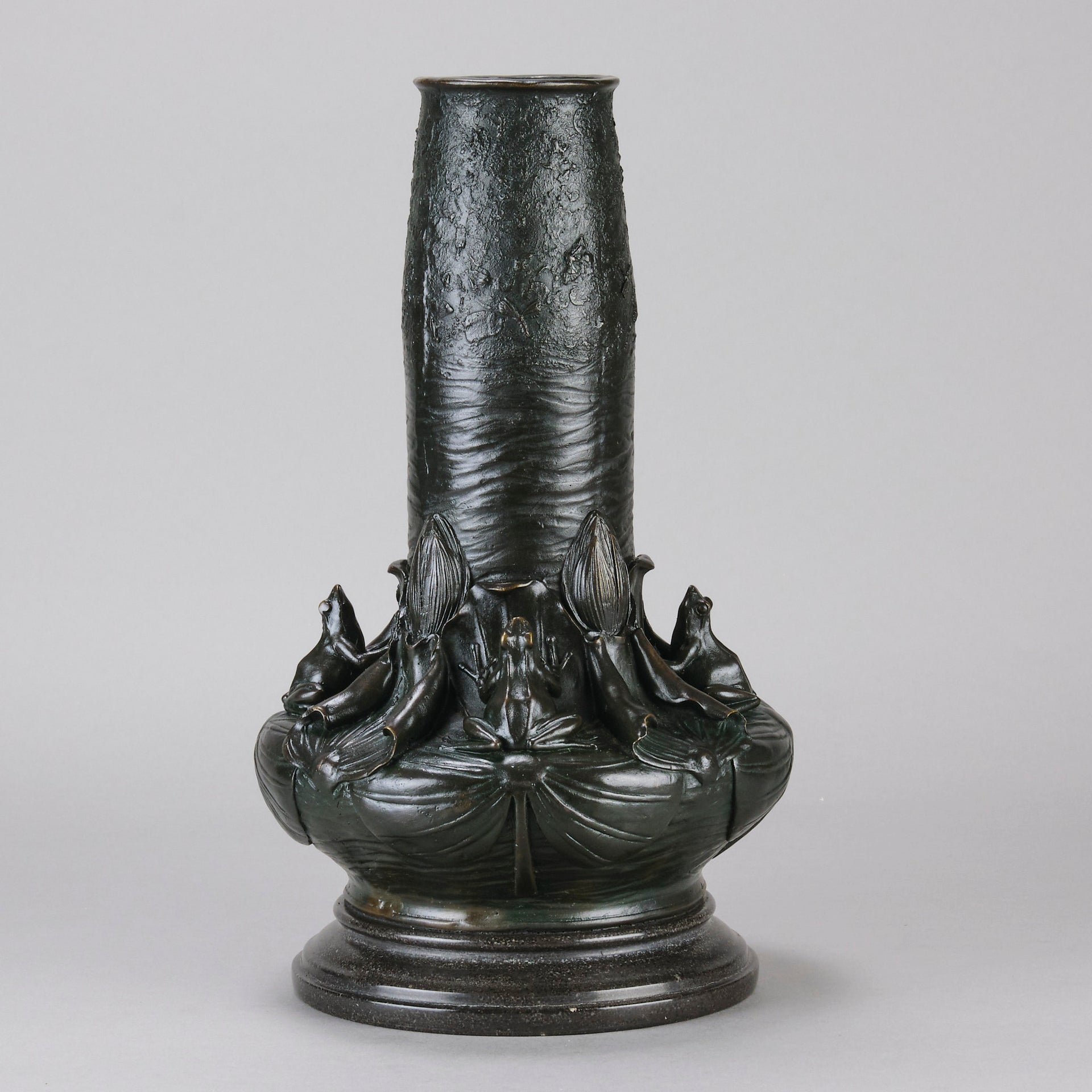 Art Nouveau Vase with Frogs - Jean Dunand - Hickmet Fine Arts 