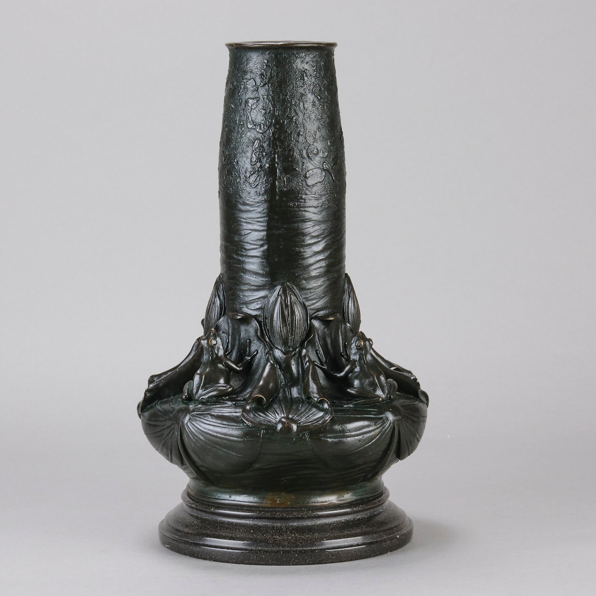 Art Nouveau Vase with Frogs - Jean Dunand - Hickmet Fine Arts 