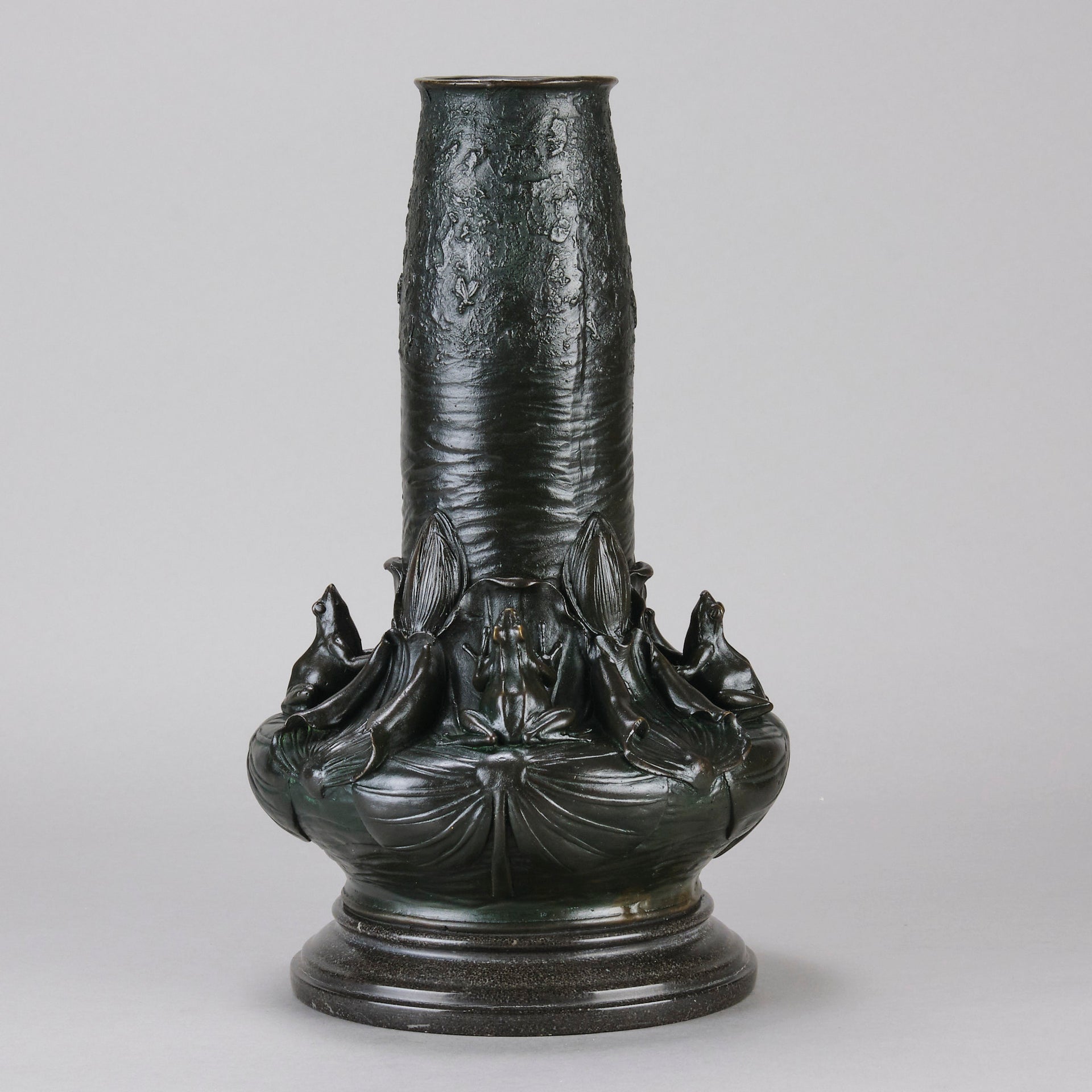 Art Nouveau Vase with Frogs - Jean Dunand - Hickmet Fine Arts 