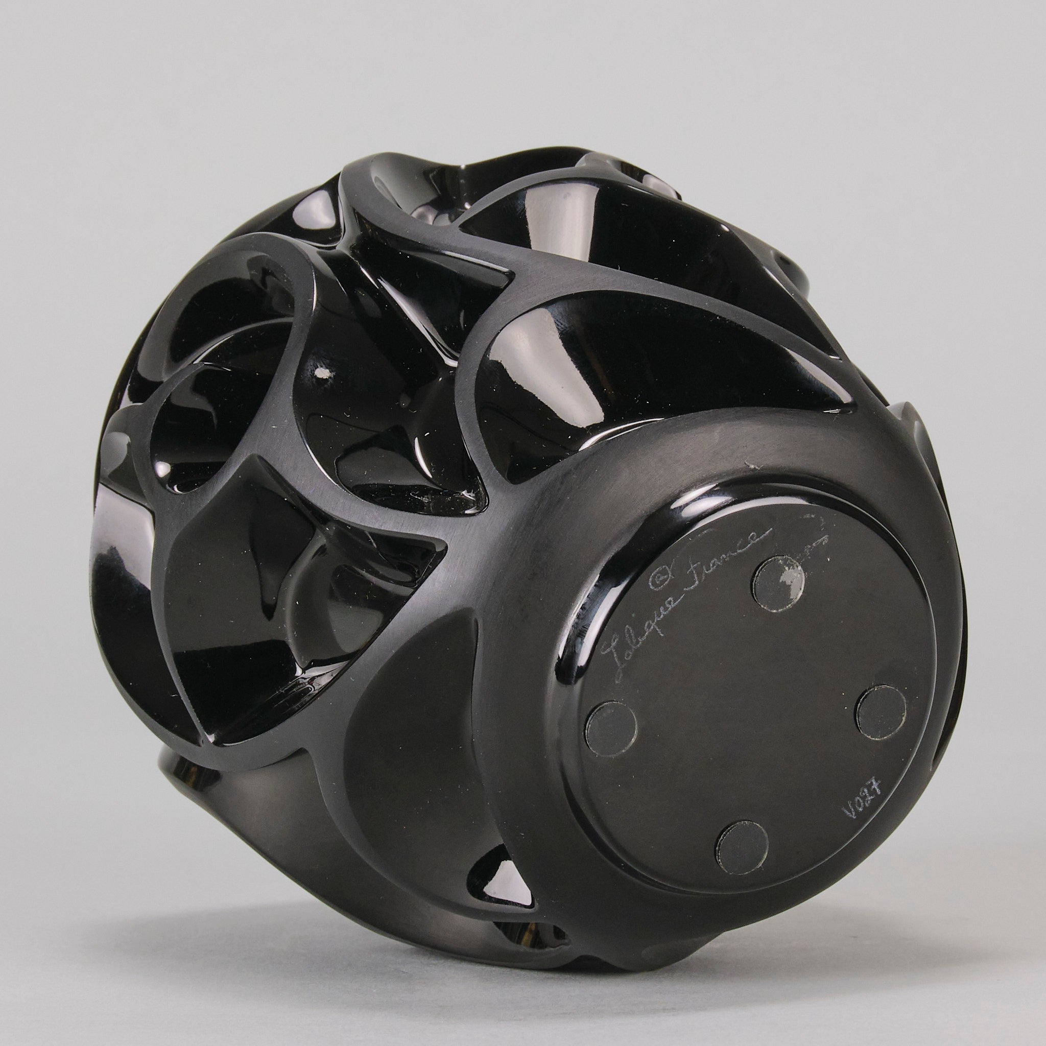 Lalique Black Tourbillons - Lalique For Sale - Hickmet Fine Arts
