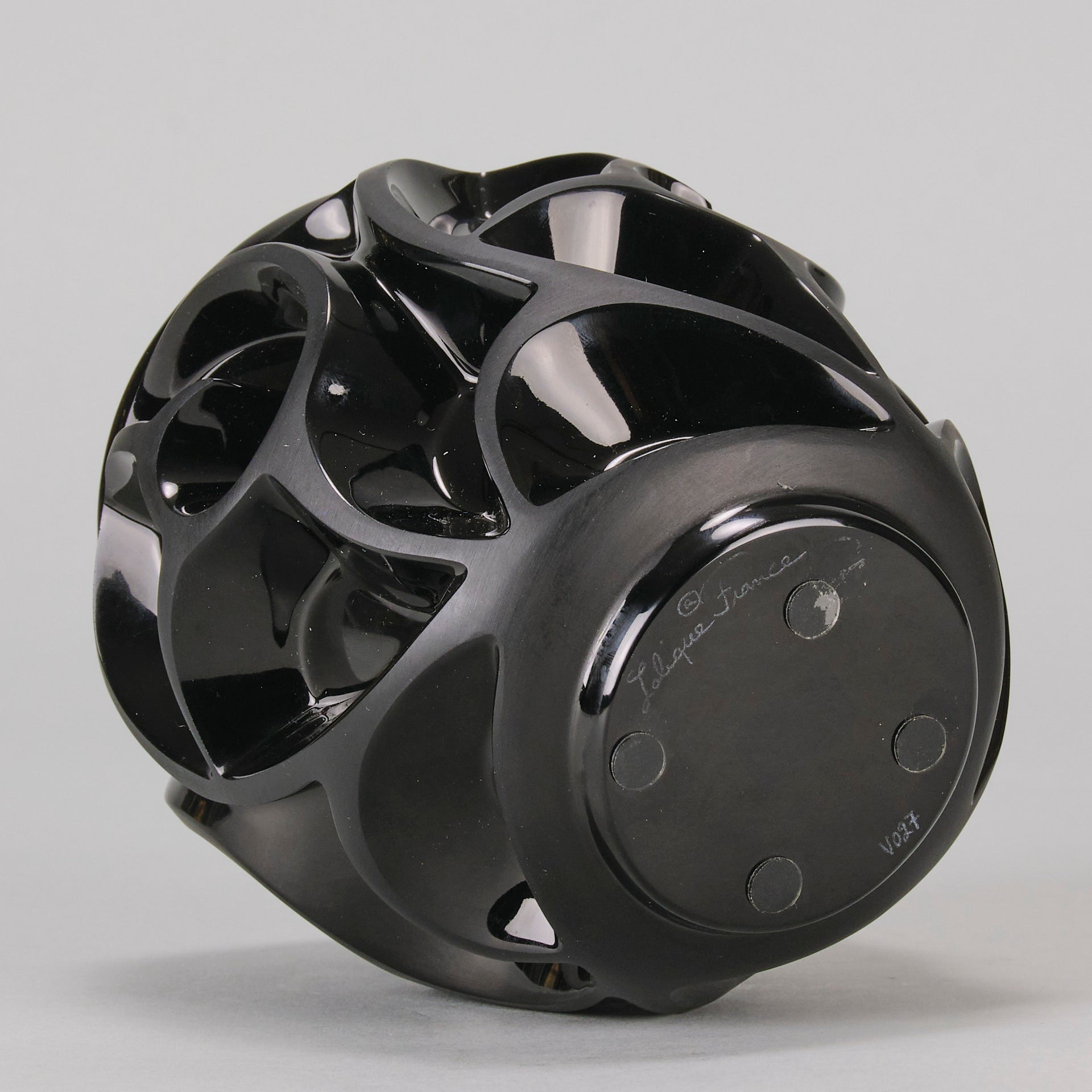 Lalique Black Tourbillons - Lalique For Sale - Hickmet Fine Arts