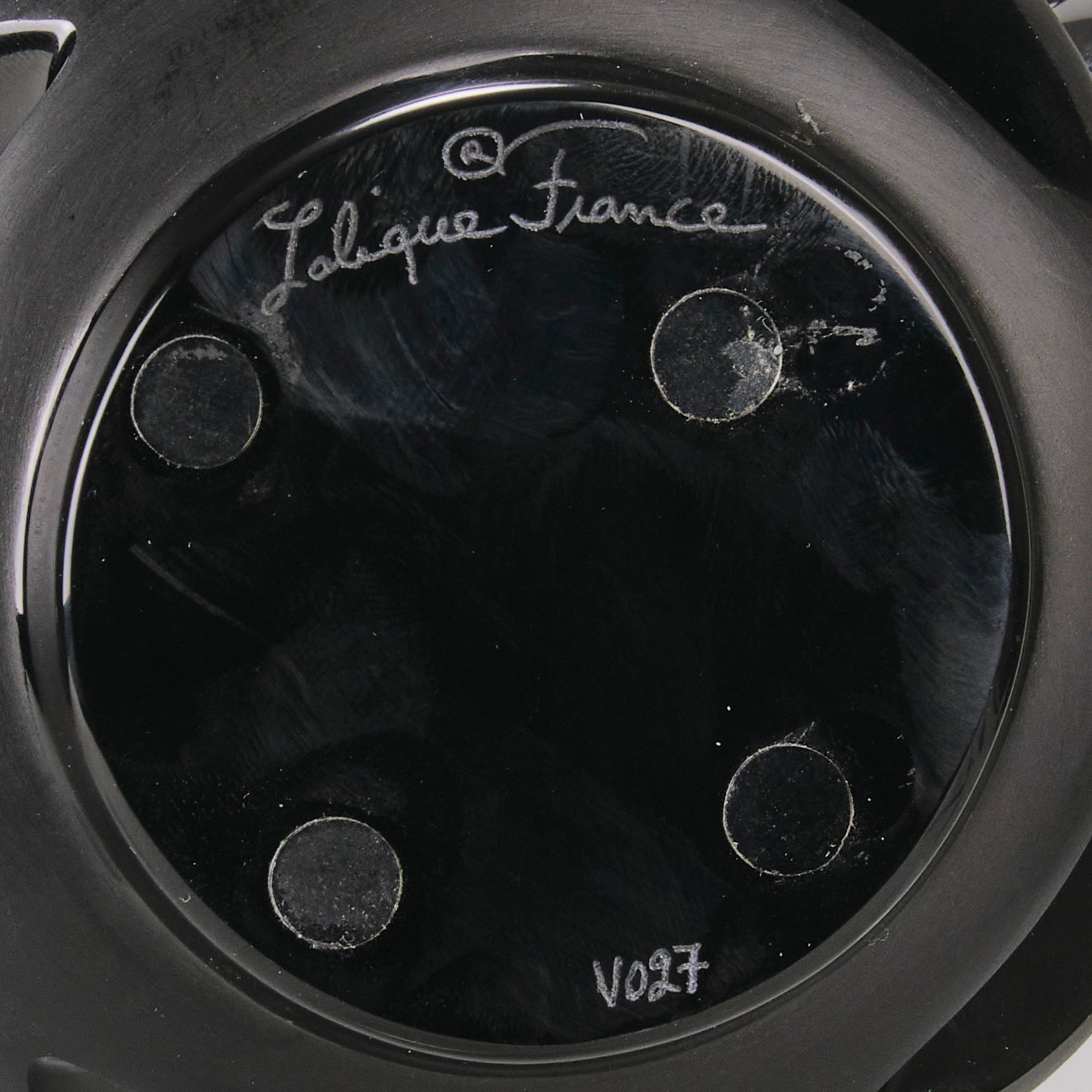 Lalique Black Tourbillons - Lalique For Sale - Hickmet Fine Arts