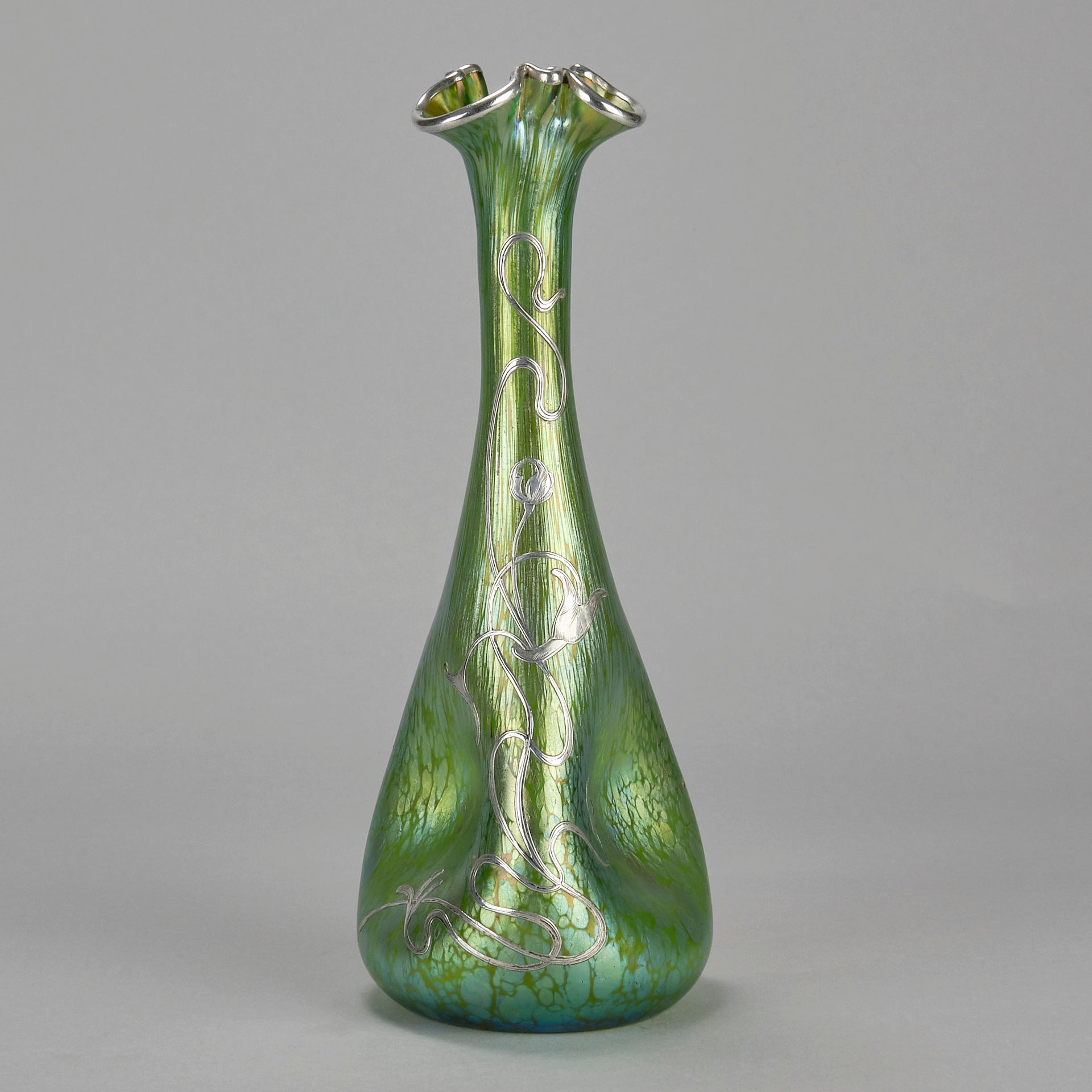 Trefoil Loetz Vase - Art Nouveau Glass - Hickmet Fine Arts 