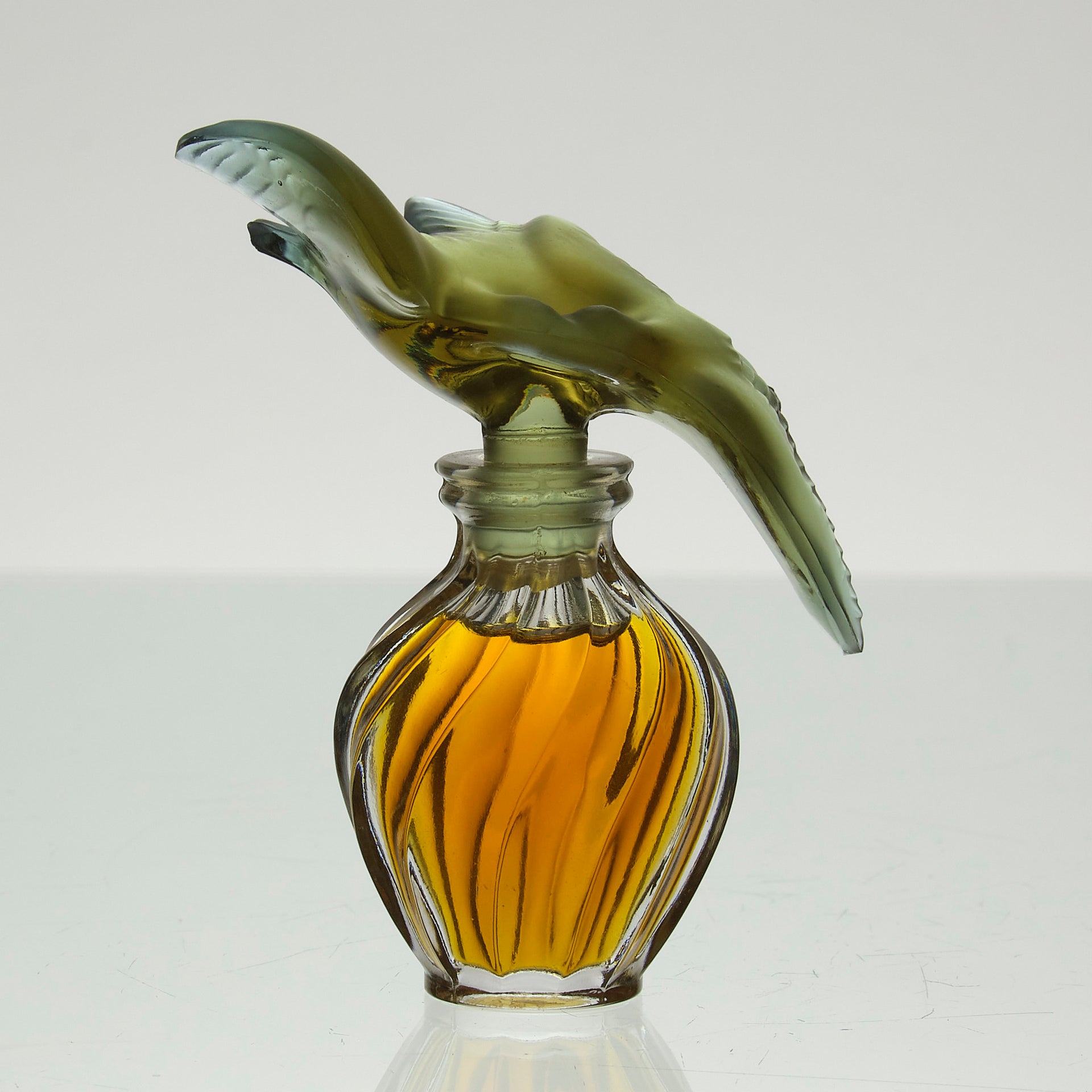 Lalique Air du Temps - Lalique Scent Bottle  - Hickmet Fine Arts 
