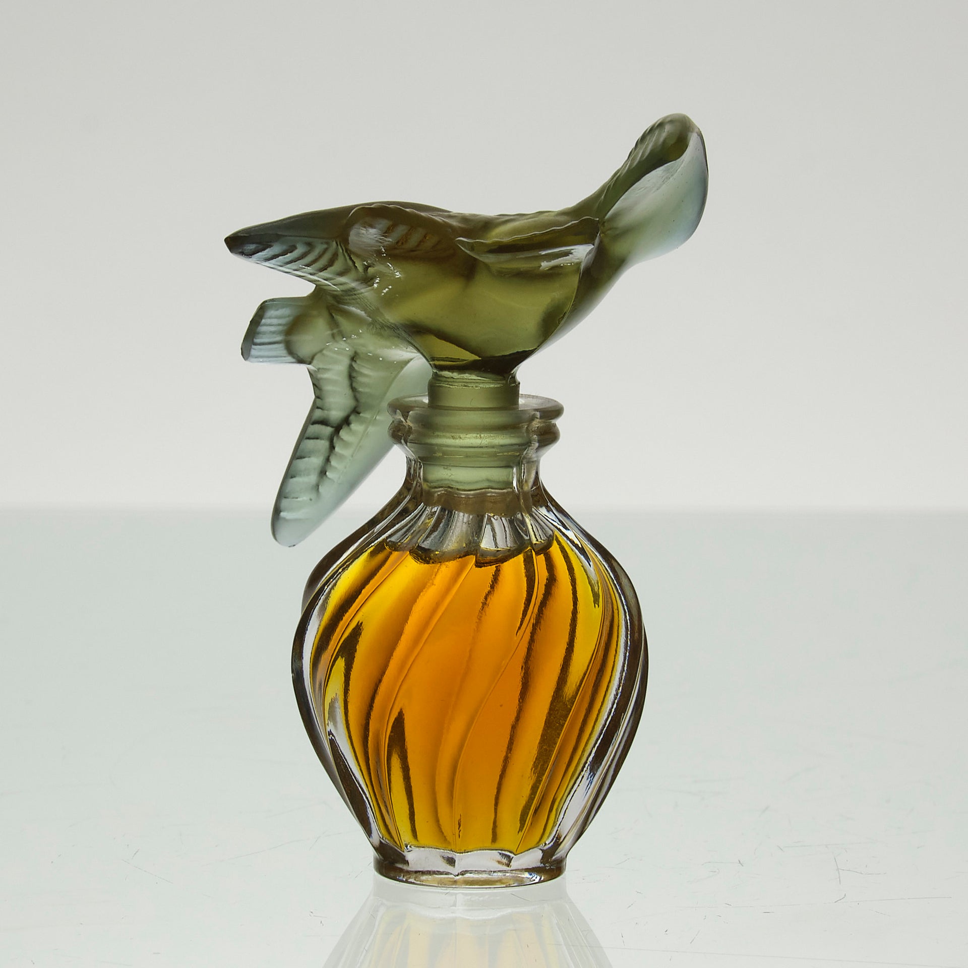 Lalique Air du Temps - Lalique Scent Bottle  - Hickmet Fine Arts 