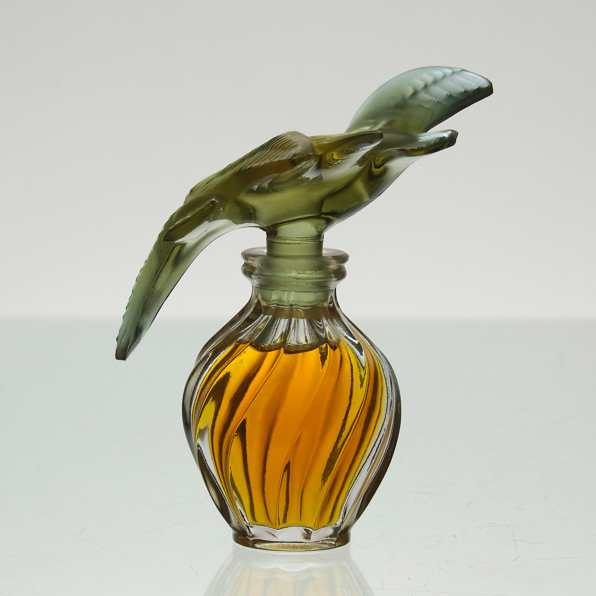 Lalique Air du Temps - Lalique Scent Bottle  - Hickmet Fine Arts 