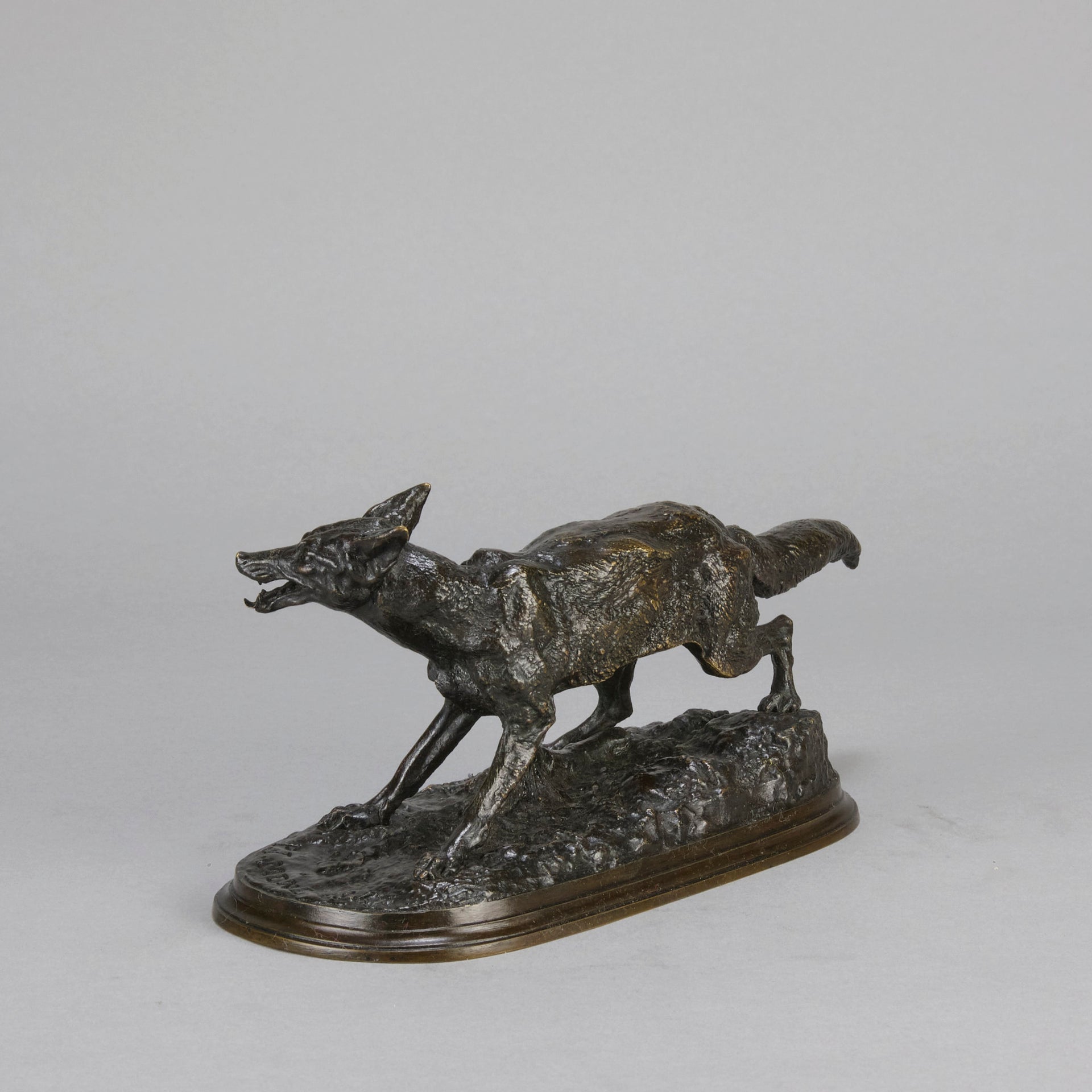Mene bronze Fox