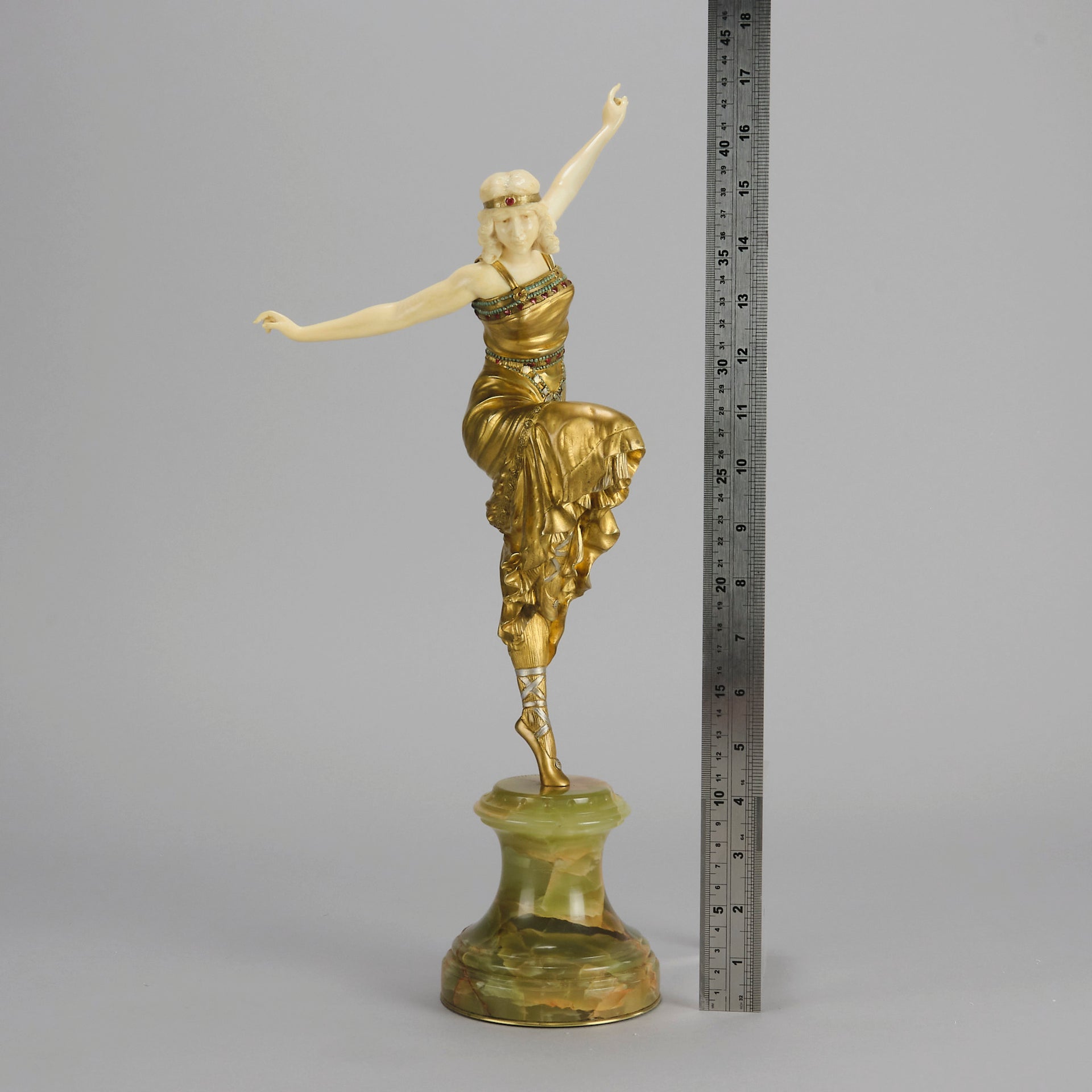 Russian Dancer - Art Deco Sculpture - Antique Bronze Figures - Hickmet Fine Arts