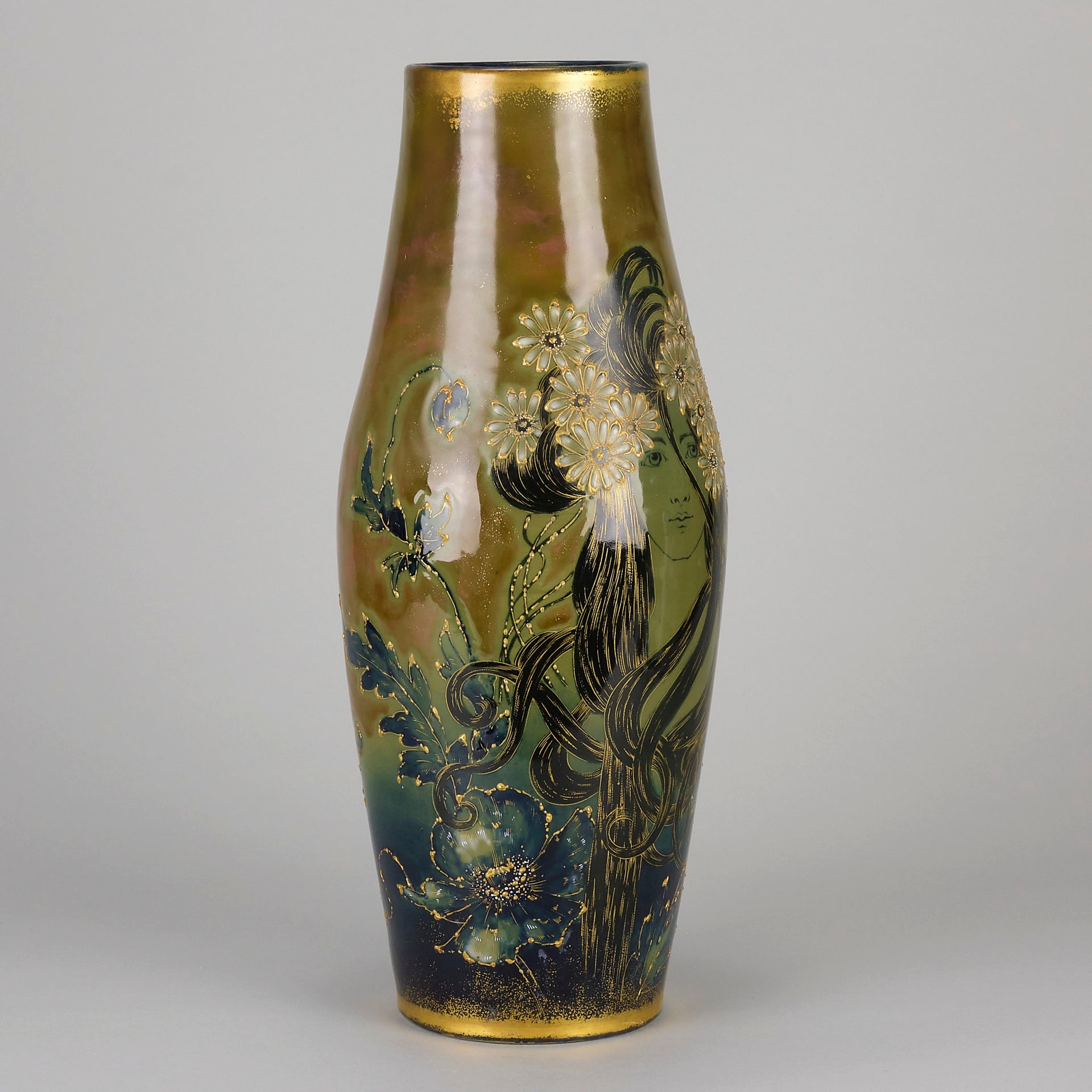 "Art Nouveau Vase" by Spitzendorf - Hickmet Fine Arts 
