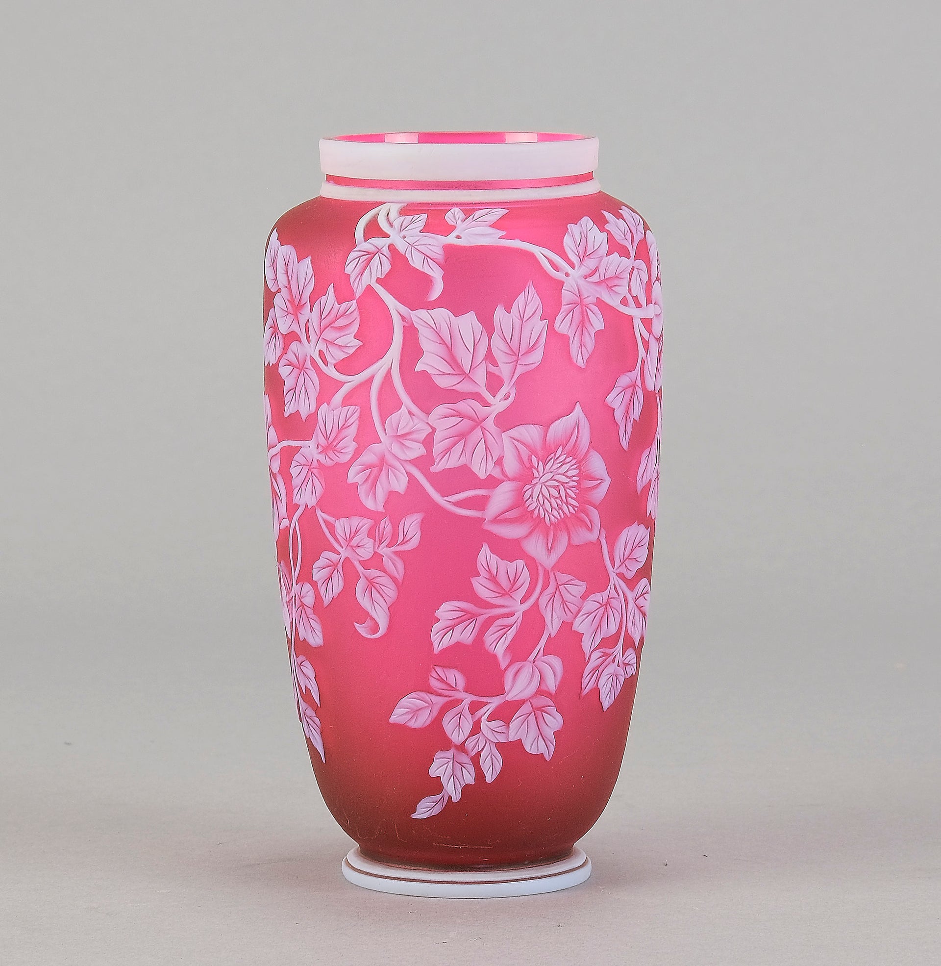 Floral Cameo Vase - Thomas Webb - Hickmet Fine Arts 