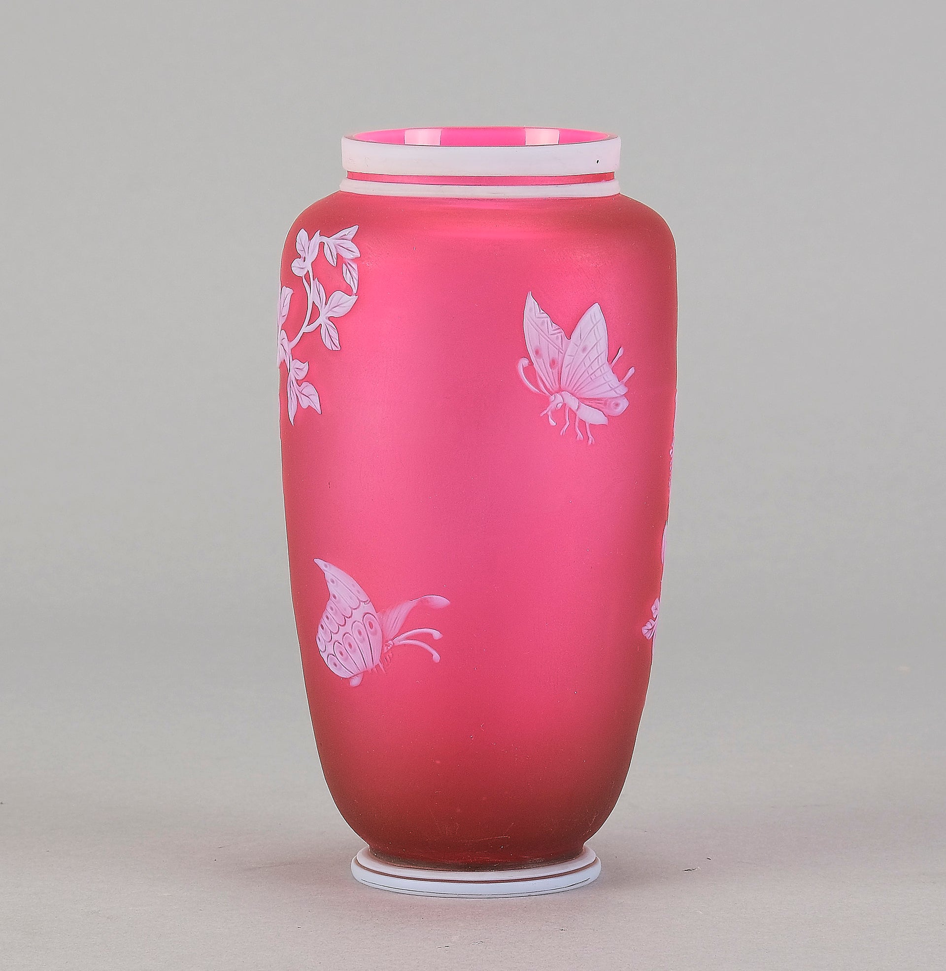 Floral Cameo Vase - Thomas Webb - Hickmet Fine Arts 