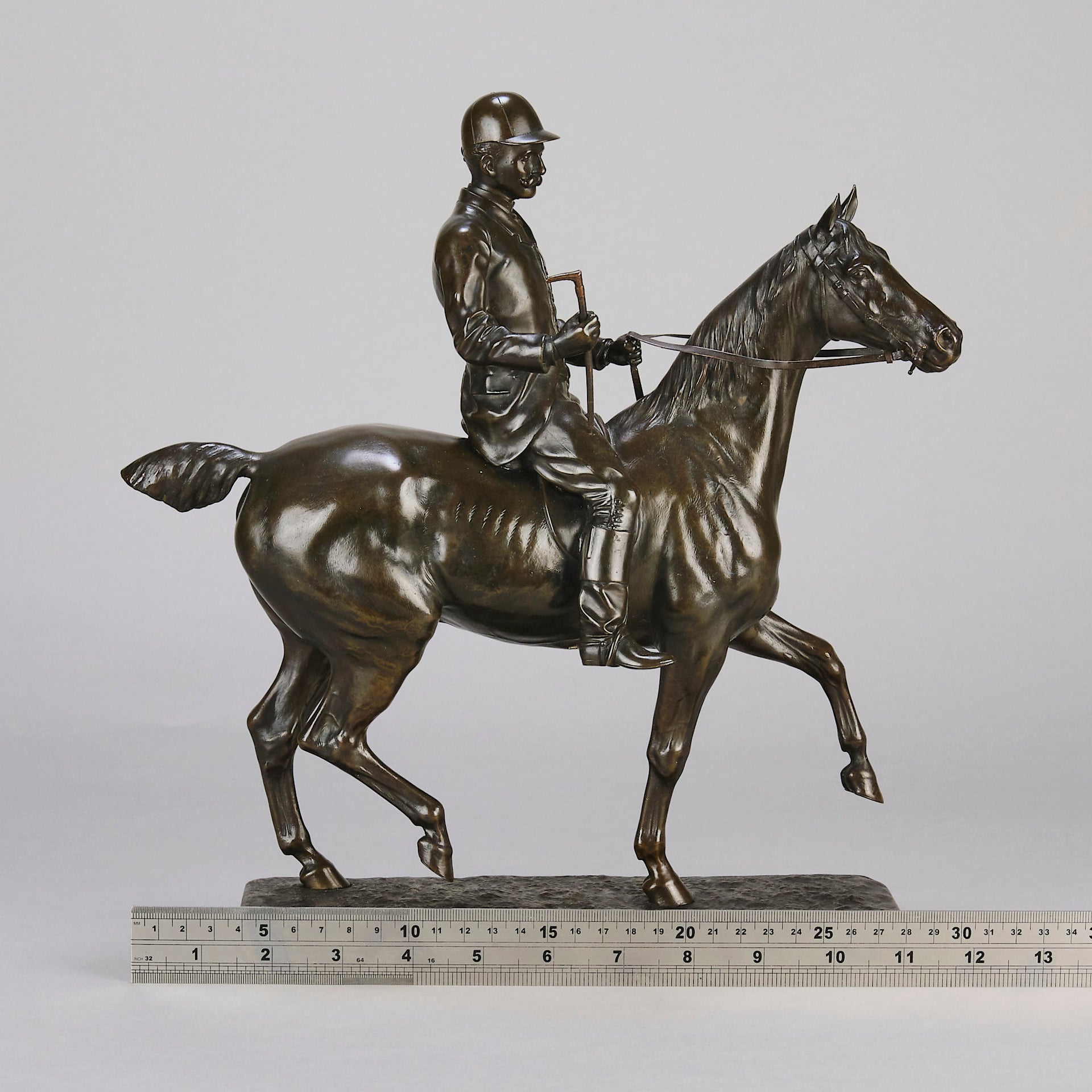 "Before the Hunt" - Walter Roche Bronze - Hickmet Fine Arts