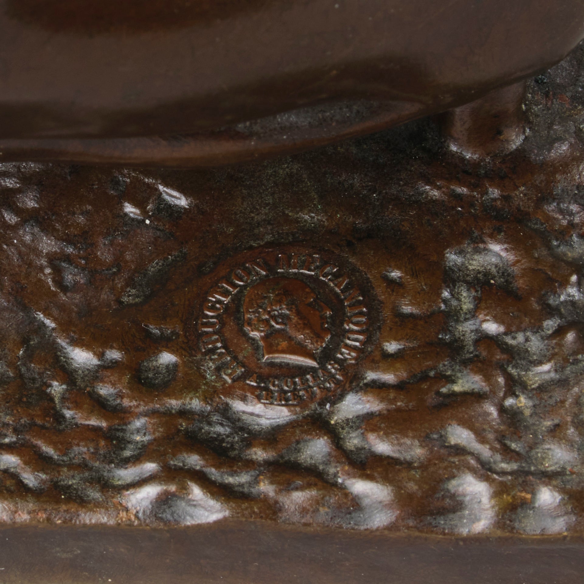 Ferdinand Barbedienne Bronze - Kneeling Venus - Antique Bronze - Hickmet Fine Arts 