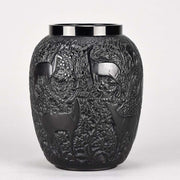 “Biches” glass vase by Lalique
