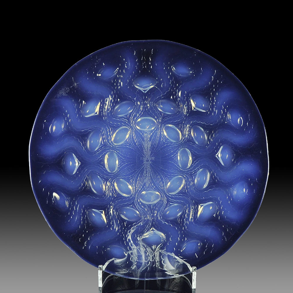 "Bulbes Plate" by René Lalique