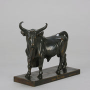 Taureau Romano Antique Bronze statue of a large bull by Jean-Baptiste Baptiste in a proud stance, the bronze exhibiting excellent hand chased surface detail and fine rich brown patina. Raised on an integral base 