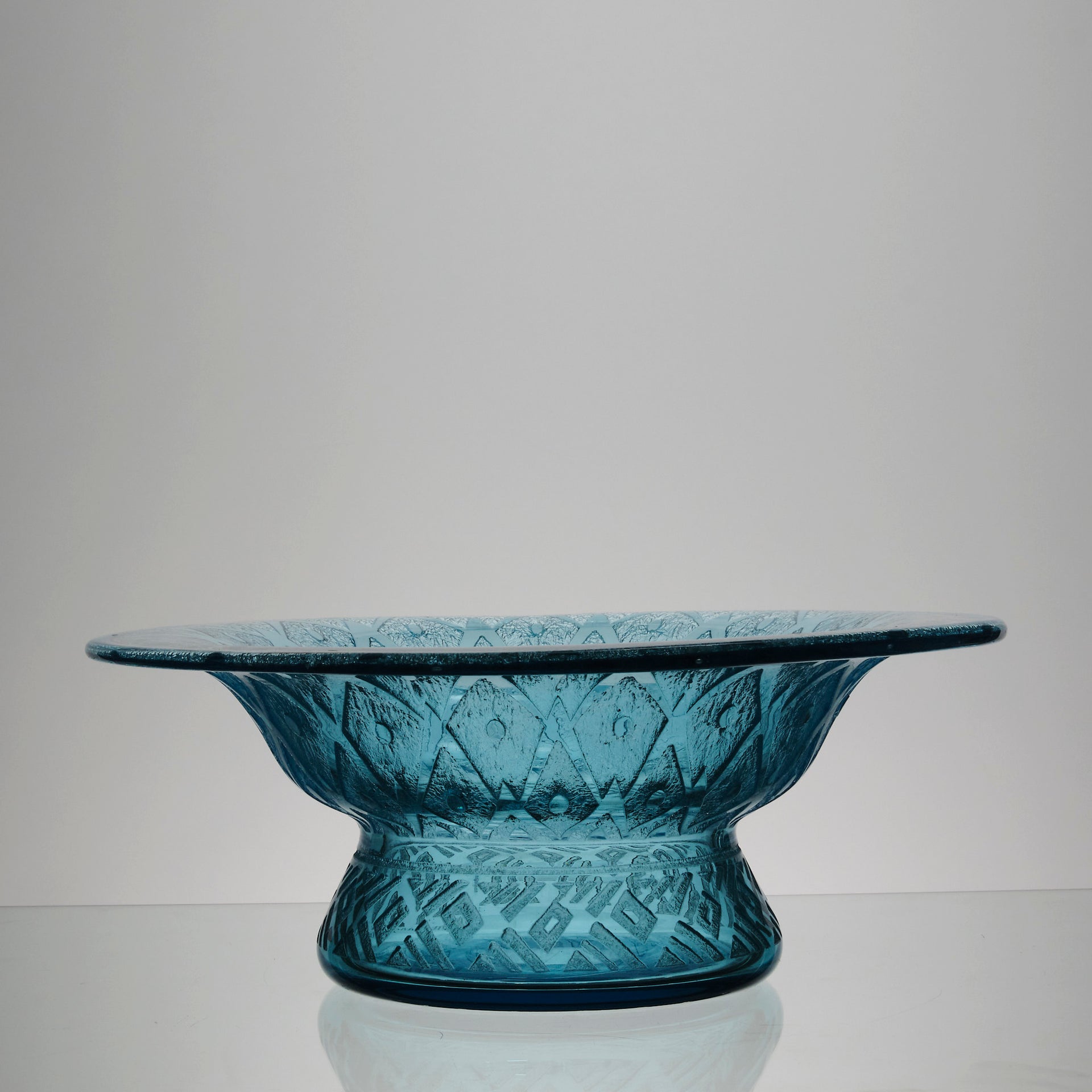 Art Deco Glass - Daum Freres glass - Daum Frères - Art Deco Bowl - Hickmet Fine Arts