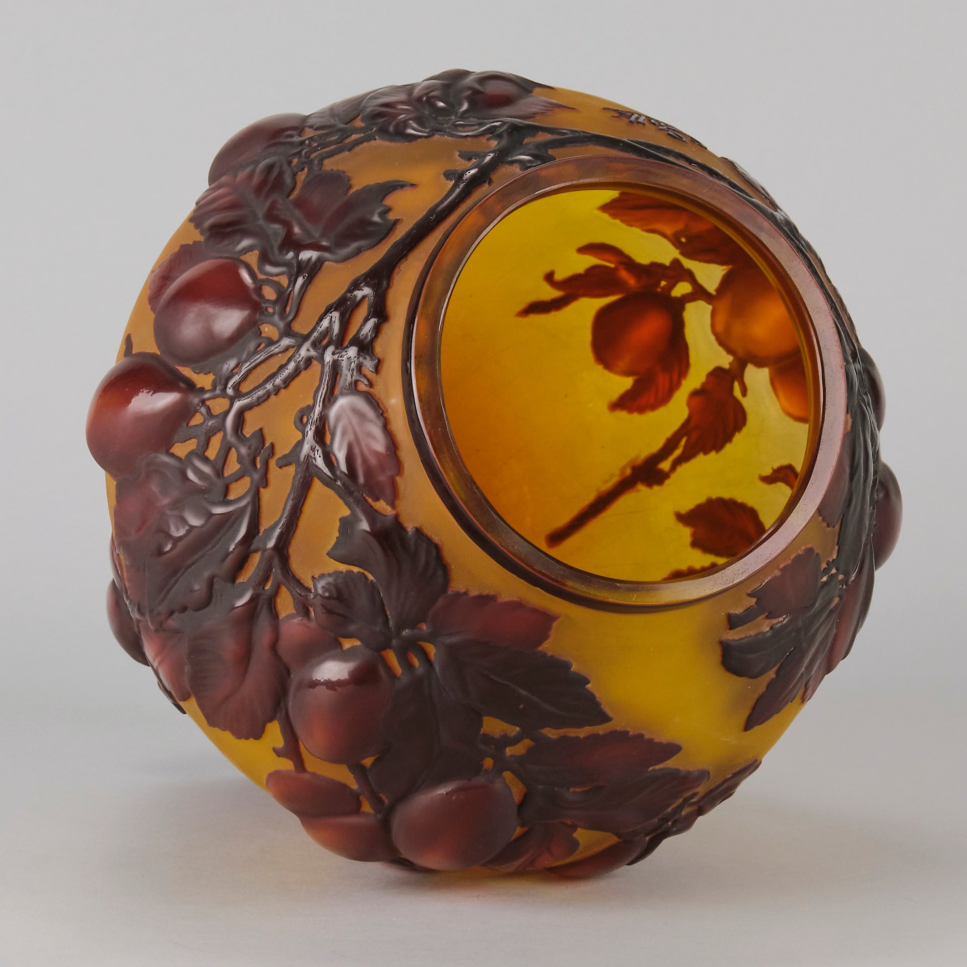 Soufflé Gallé Cameo Glass Vase