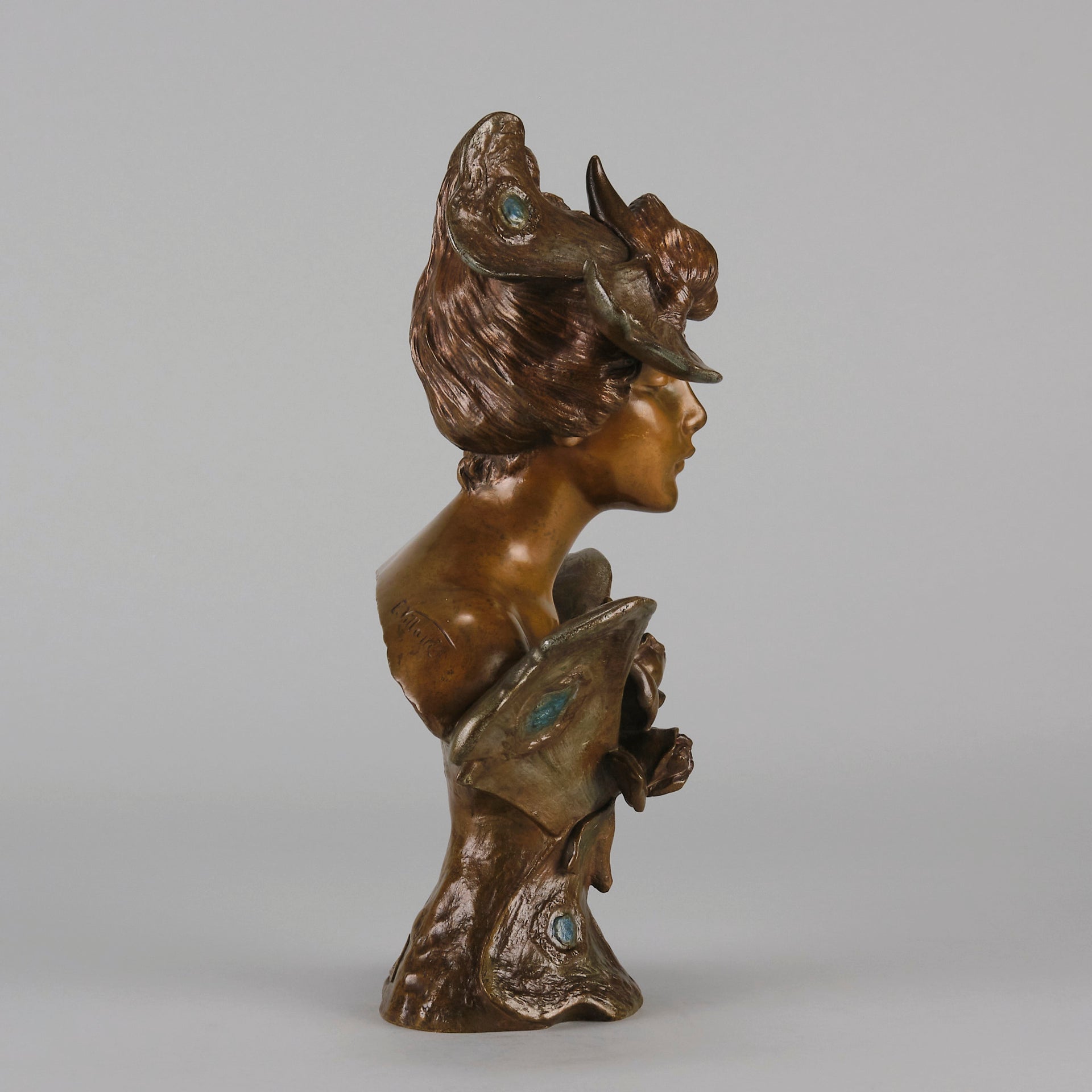 Art Nouveau Villanis Bust "Farfalla" - Hickmet Fine Arts
