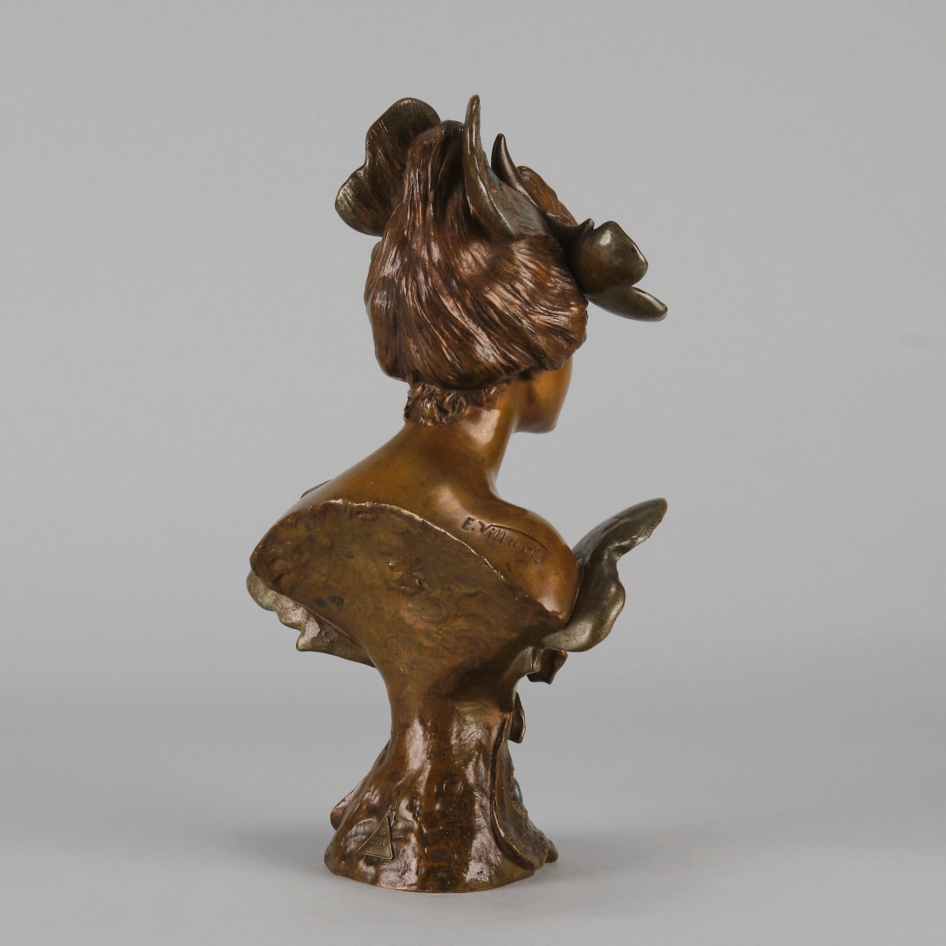Art Nouveau Villanis Bust "Farfalla" - Hickmet Fine Arts