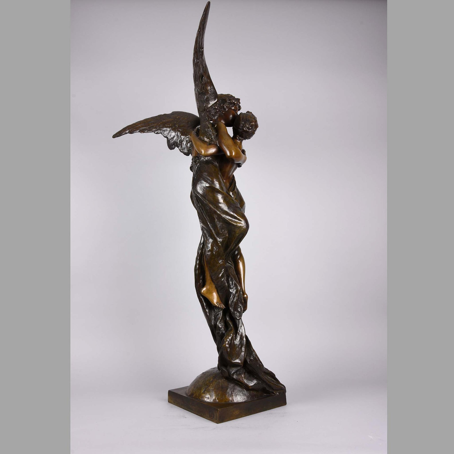 Villanis bronze eclipse