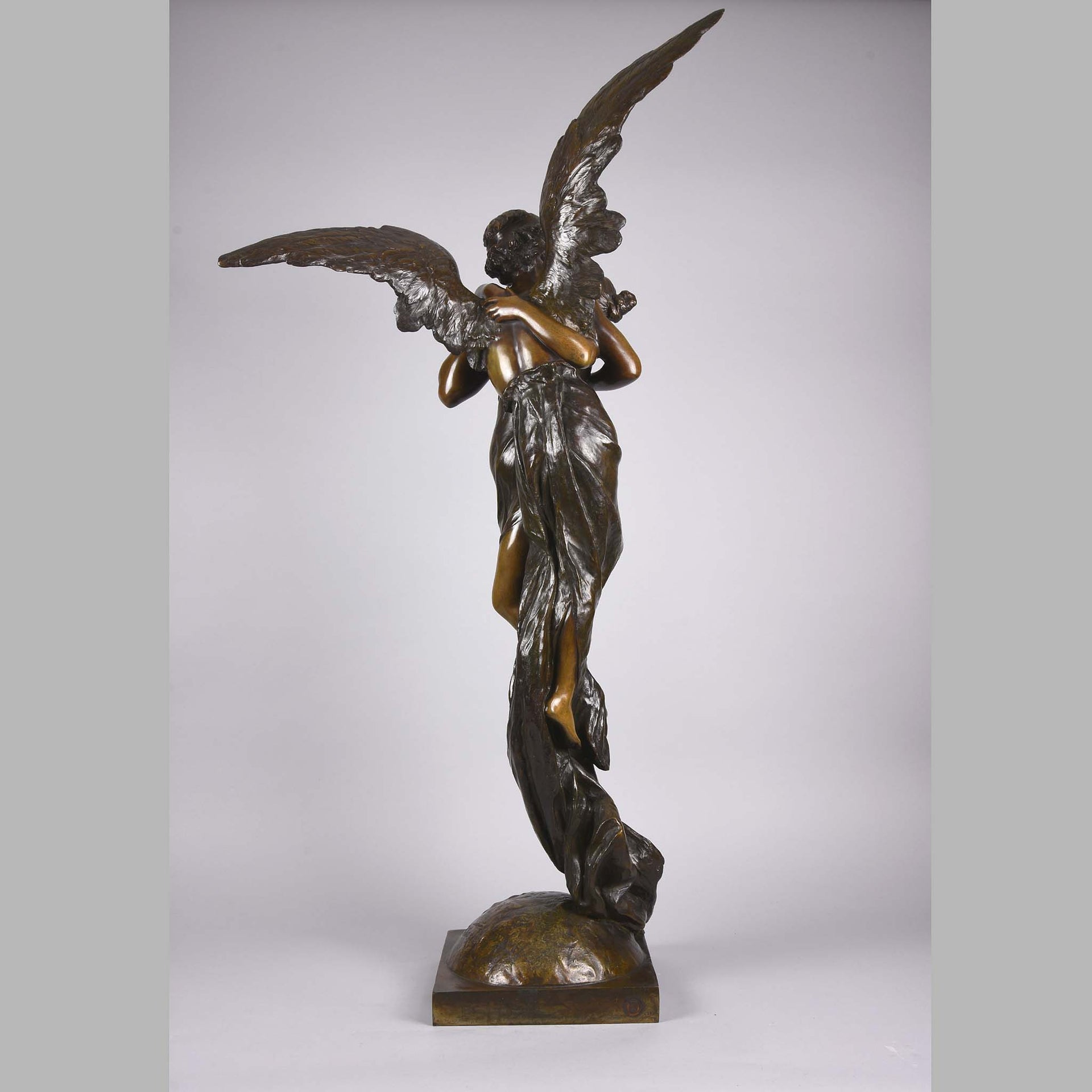 Villanis bronze eclipse