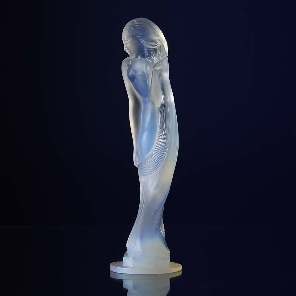 Etling Glass Opalescent Glass Figure