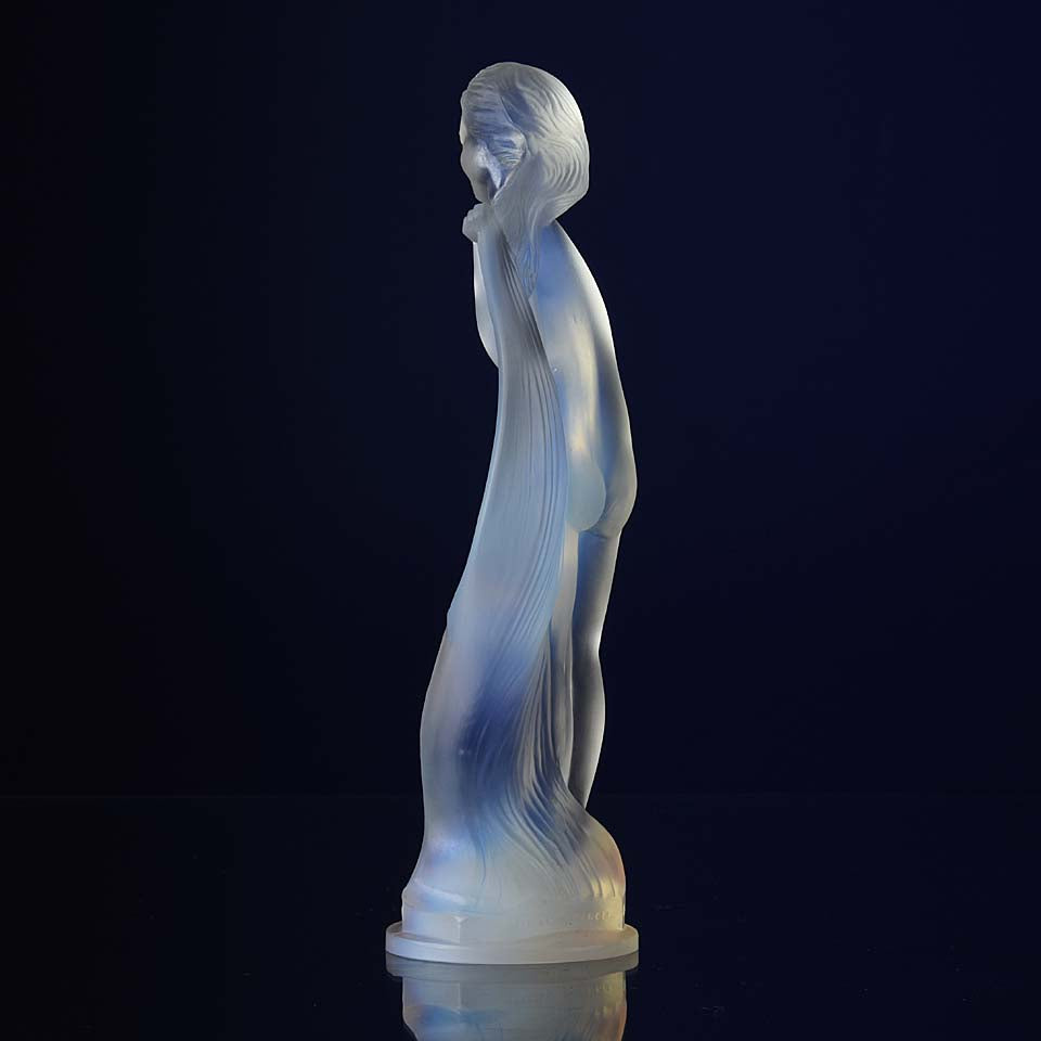 Etling Glass Opalescent Glass Figure