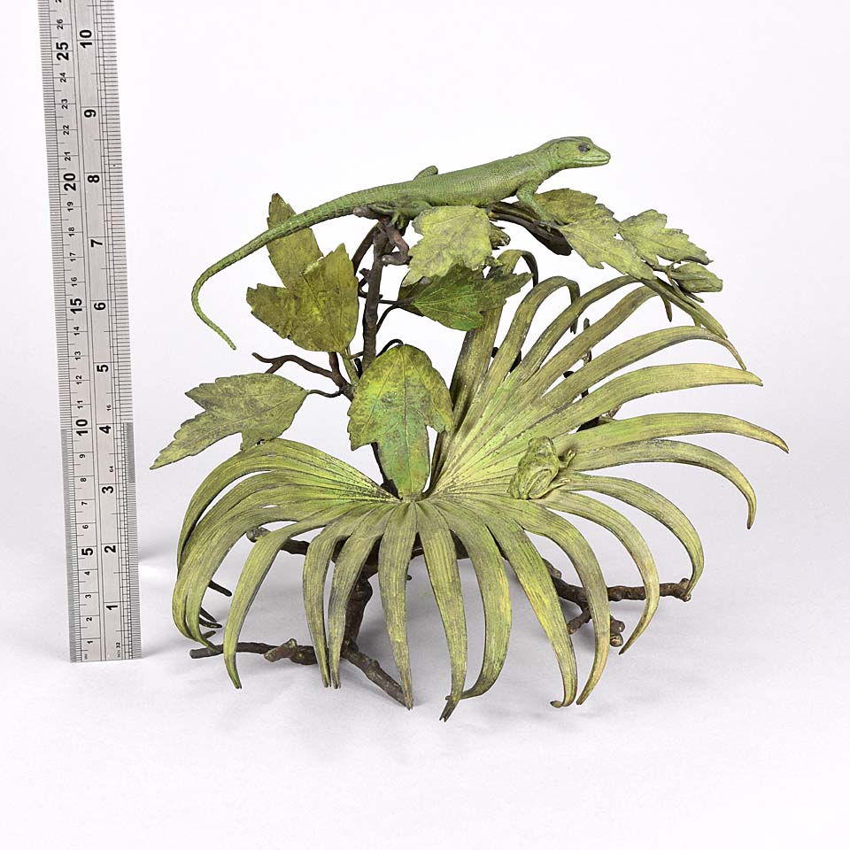 Lizard and Frog on Leaf by Bergman