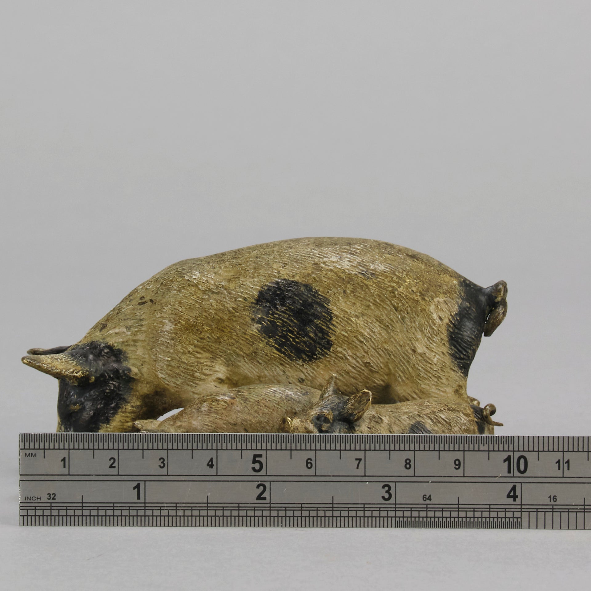 Bronze Sow & Piglets - Bergman Cold Painted Bronze - Hickmet Fine Arts