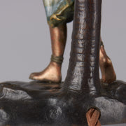 Woman Under Palm Tree Lamp by Franz Bergman Very fine early 20th Century Vienna bronze table lamp modelled as an Orientalist dancer by the side of a palm tree fitted with a light under its palms